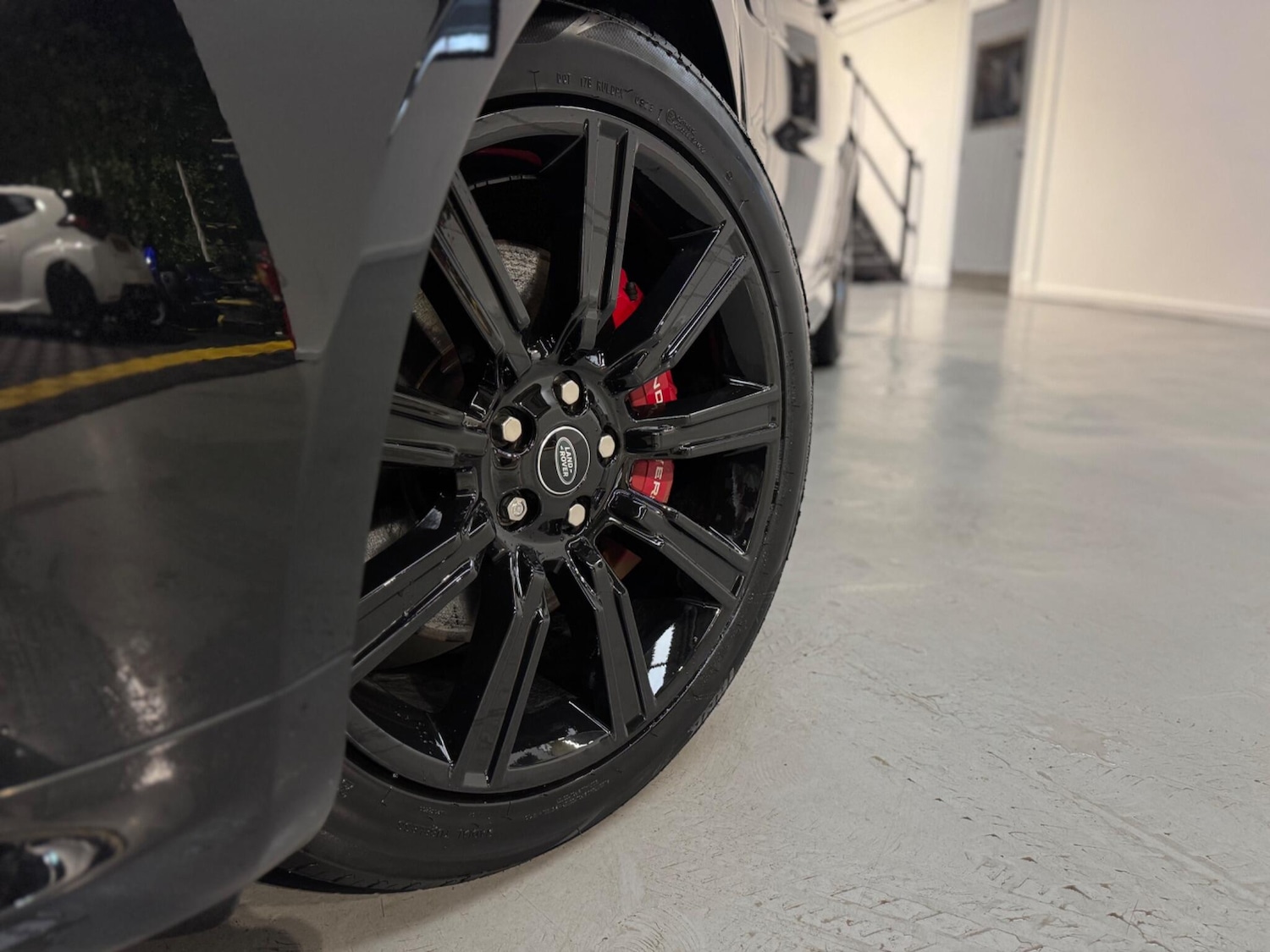 Used Land Rover Range Rover Sport 2021 for sale - 76850258: Photo 2