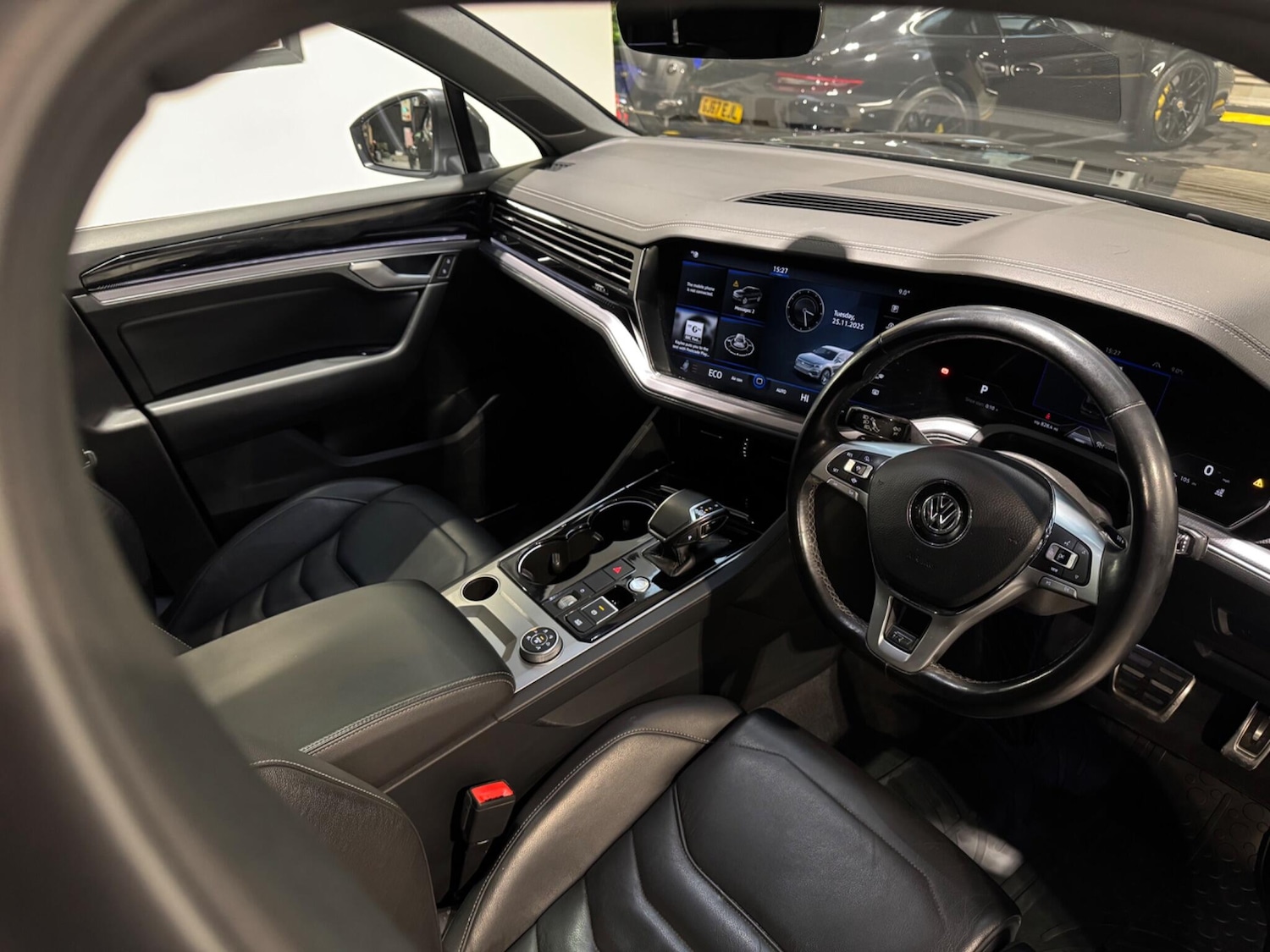 Used Volkswagen Touareg 2018 for sale - 76996846: Photo 16