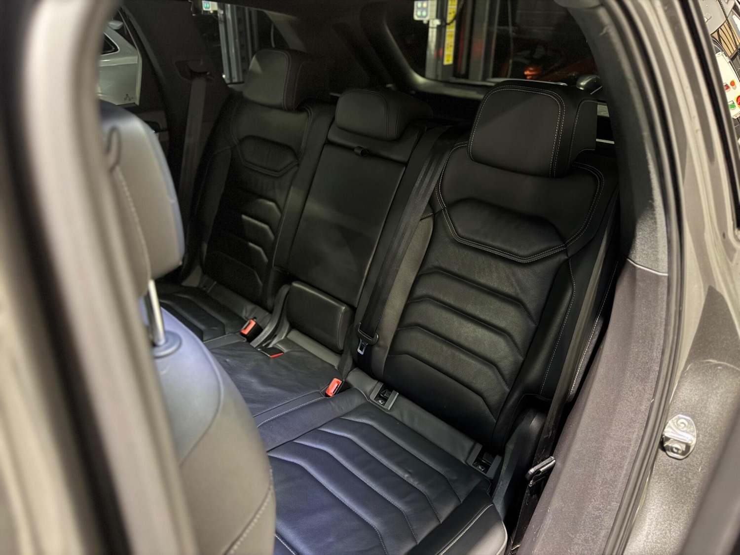 Used Volkswagen Touareg 2018 for sale - 76996846: Photo 22