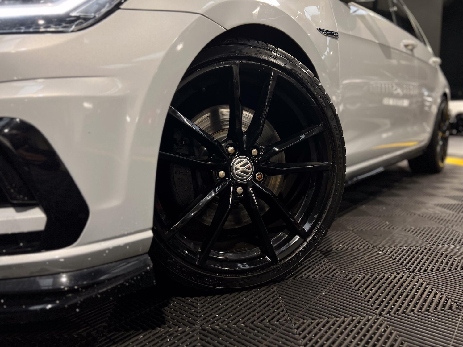 Used Volkswagen Golf 2019 for sale - 77278770: Photo 2