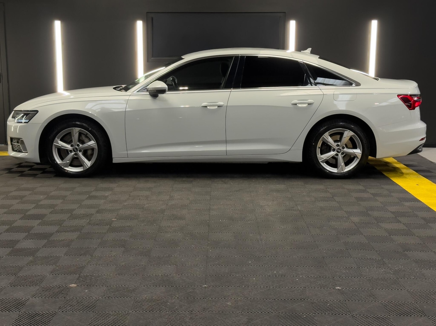 Used Audi A6 2021 for sale - 77993094: Photo 3