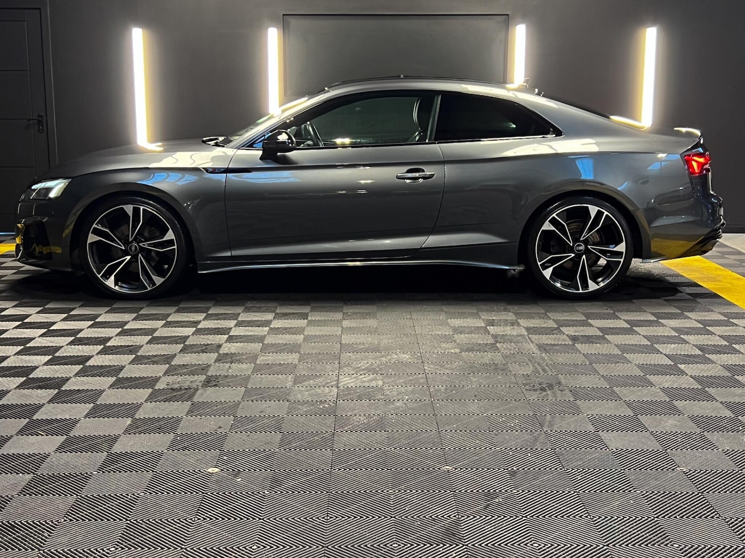 Used Audi A5 2023 for sale - 77229312: Photo 4