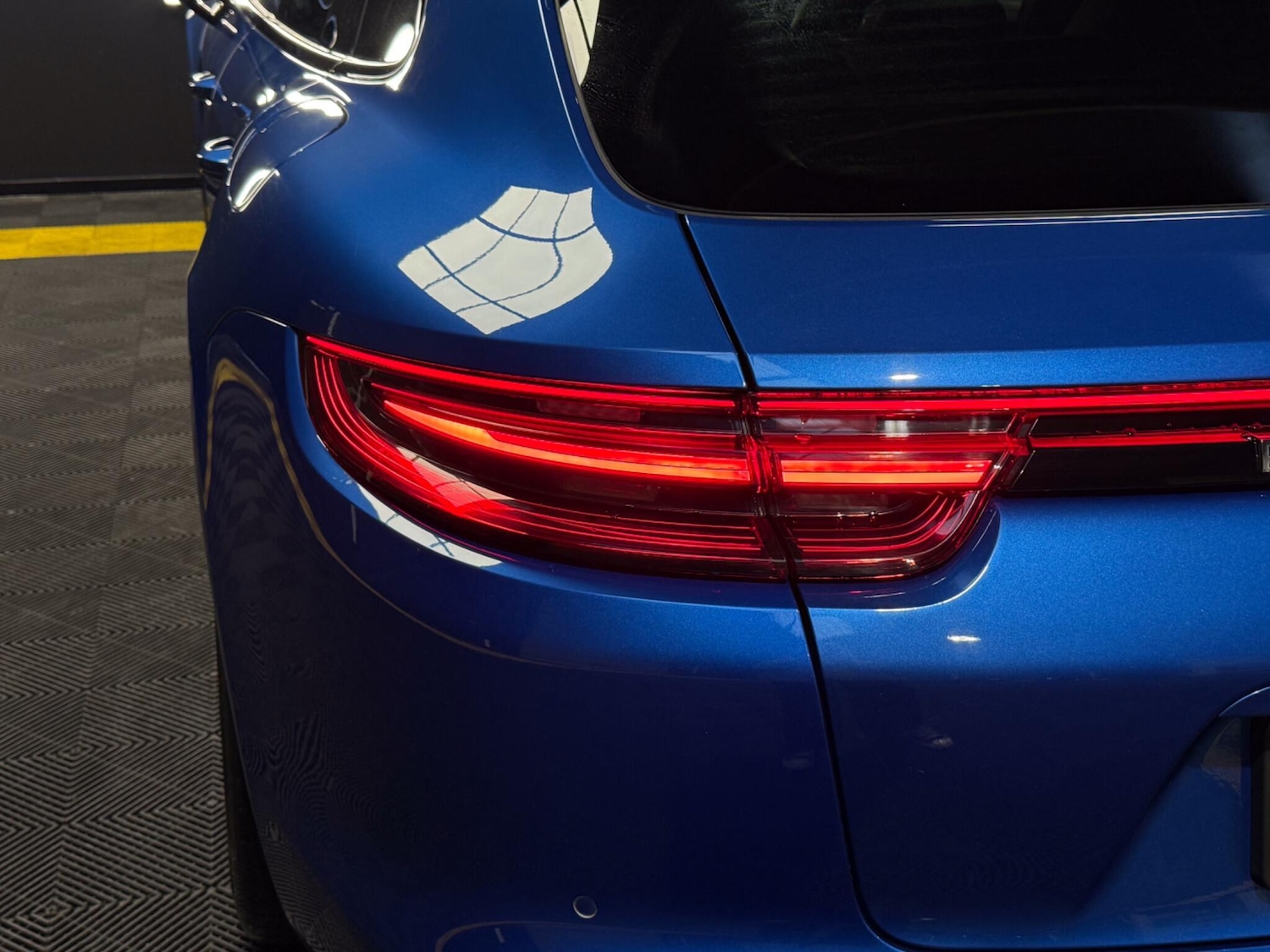 Used Porsche Panamera 2018 for sale - 77737456: Photo 17