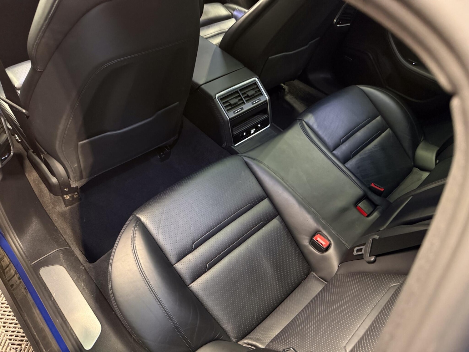 Used Porsche Panamera 2018 for sale - 77737456: Photo 28