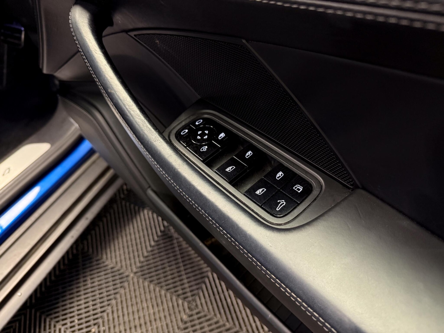 Used Porsche Panamera 2018 for sale - 77737456: Photo 41