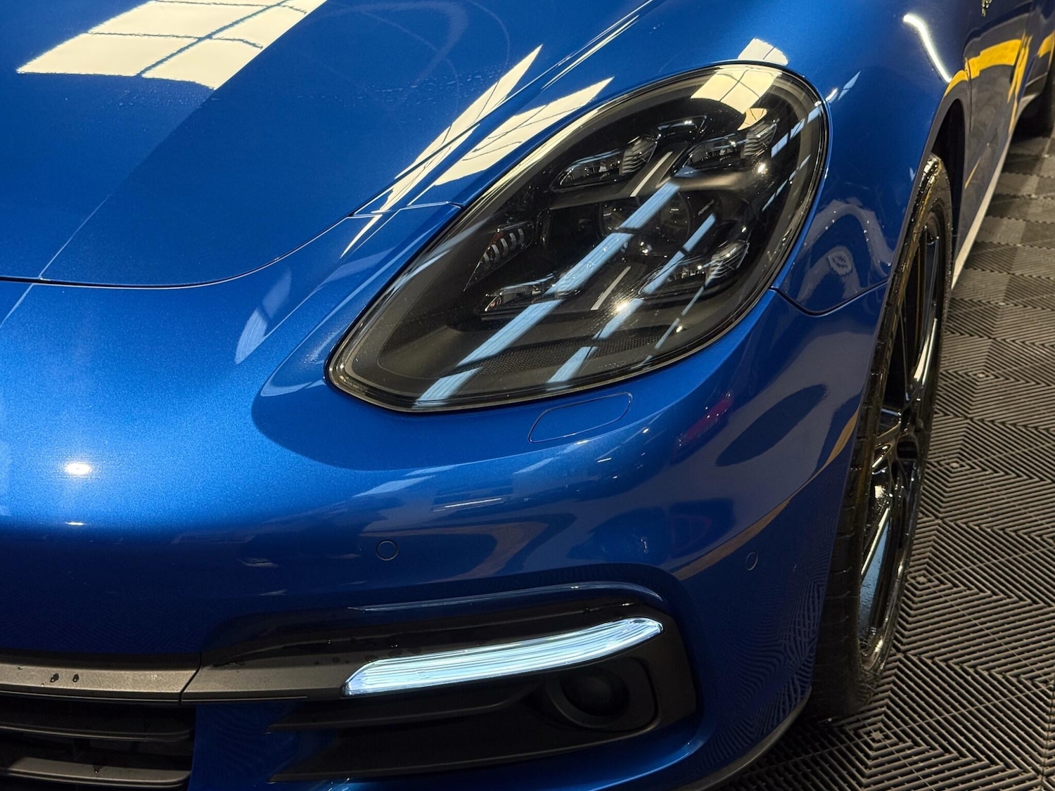 Used Porsche Panamera 2018 for sale - 77737456: Photo 9