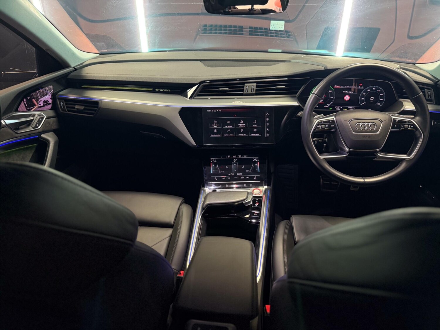 Used Audi e-tron 2020 for sale - 77823630: Photo 41