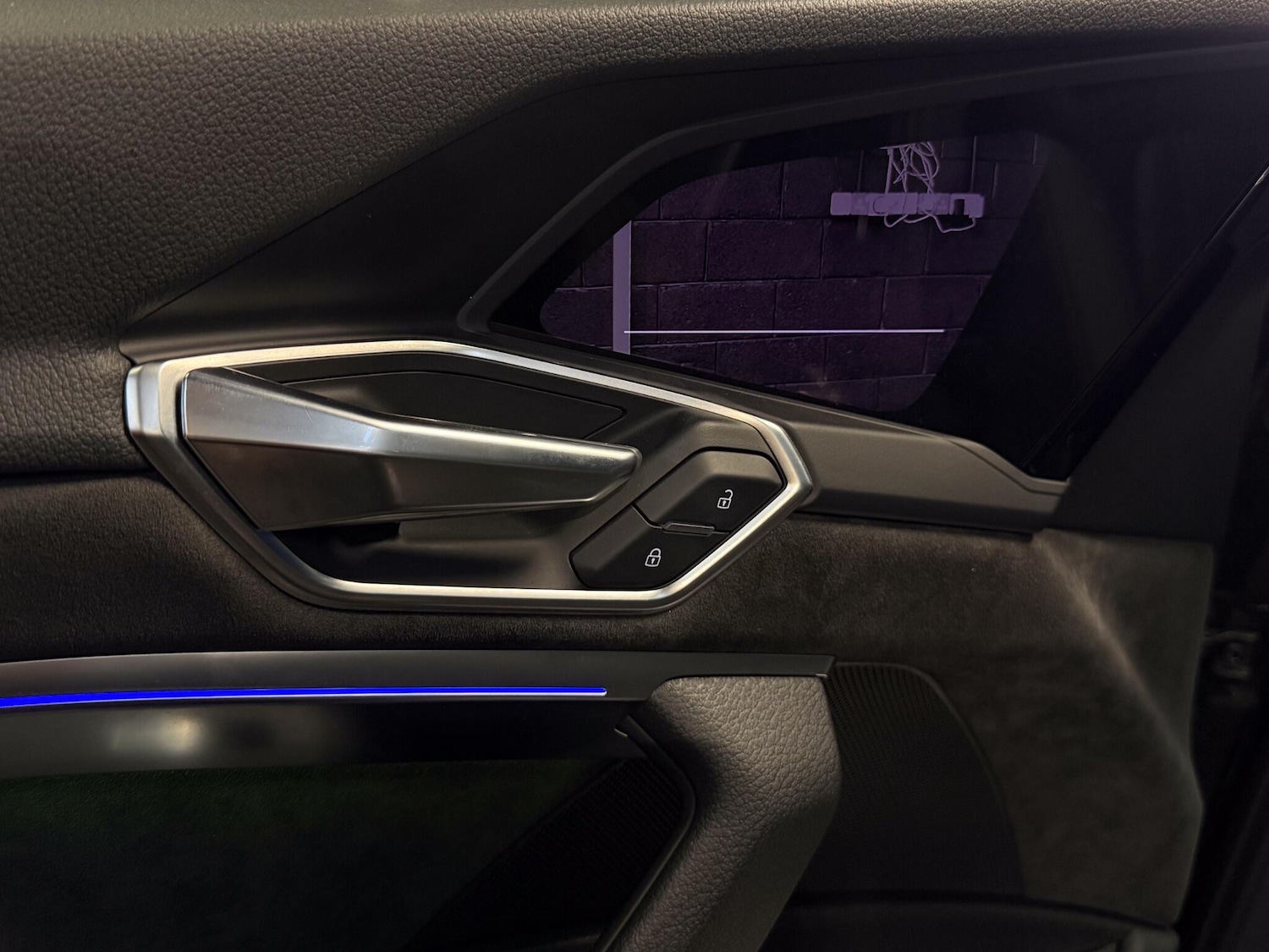 Used Audi e-tron 2020 for sale - 77823630: Photo 47