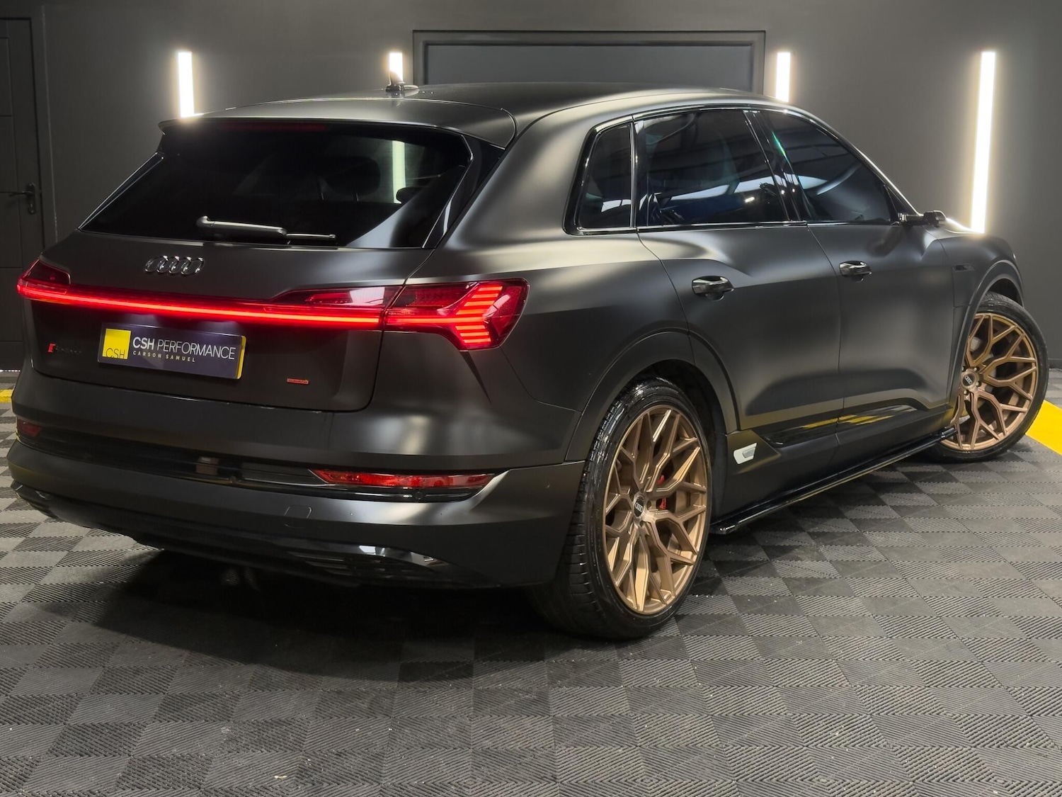 Used Audi e-tron 2020 for sale - 77823630: Photo 6