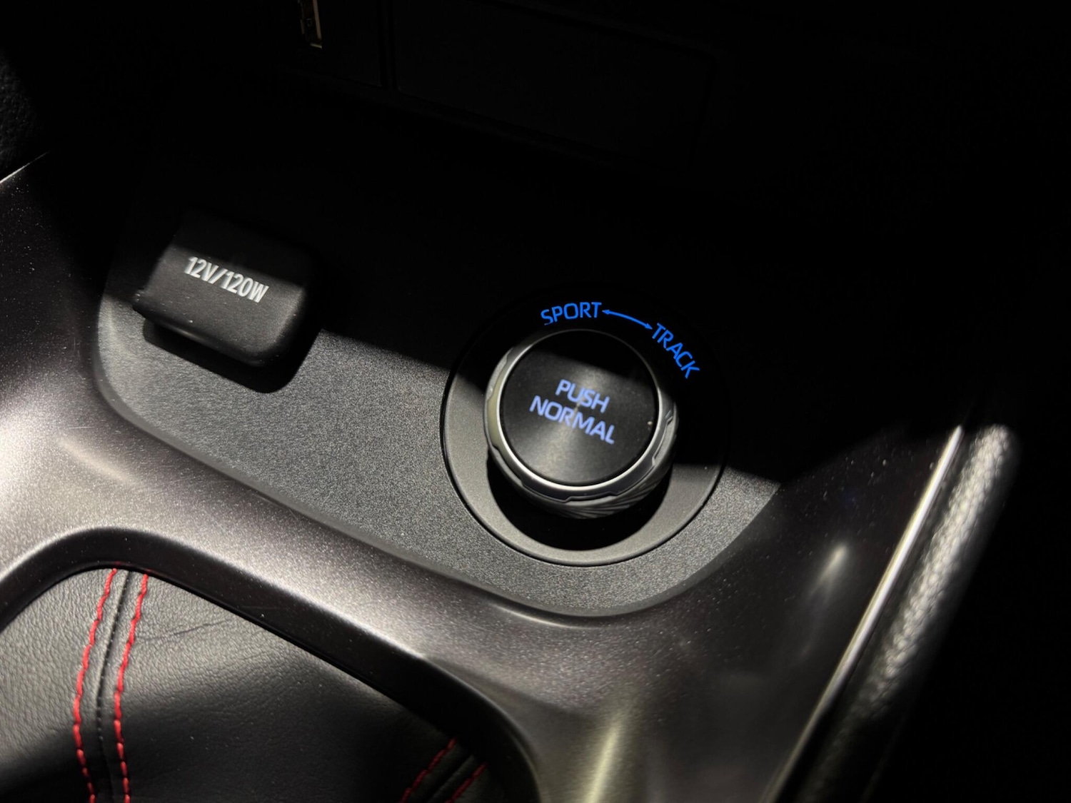 Used Toyota Yaris 2021 for sale - 76700779: Photo 25