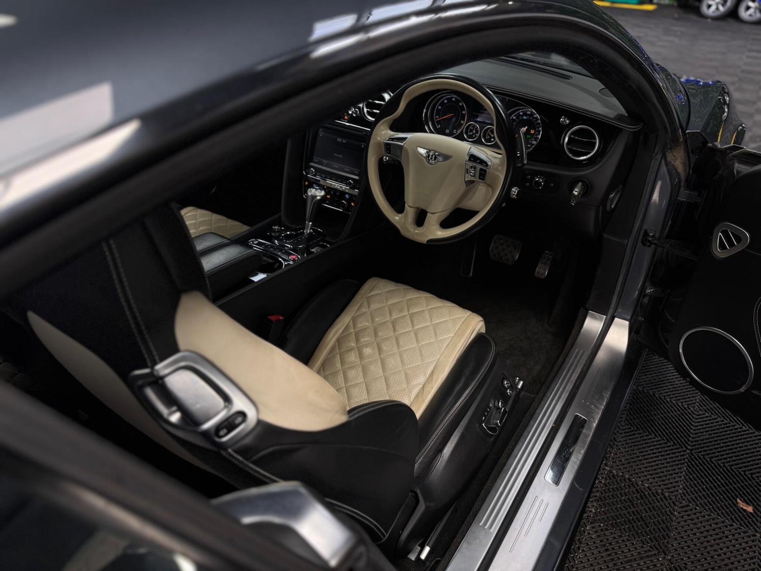 Used Bentley Continental 2017 for sale - 78220144: Photo 14