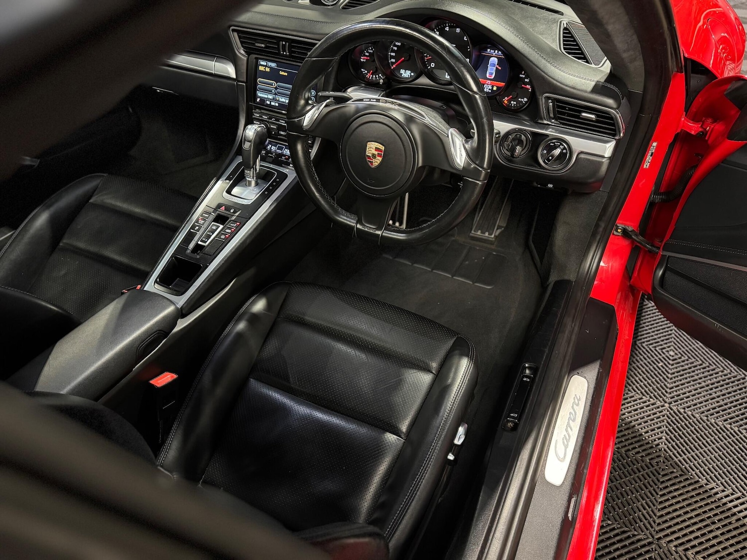 Used Porsche 911 for sale - 77242607: Photo 15