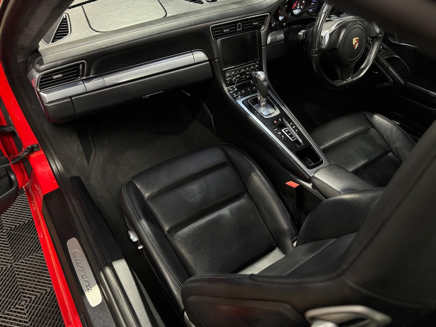 Used Porsche 911 for sale - 77242607: Photo 18