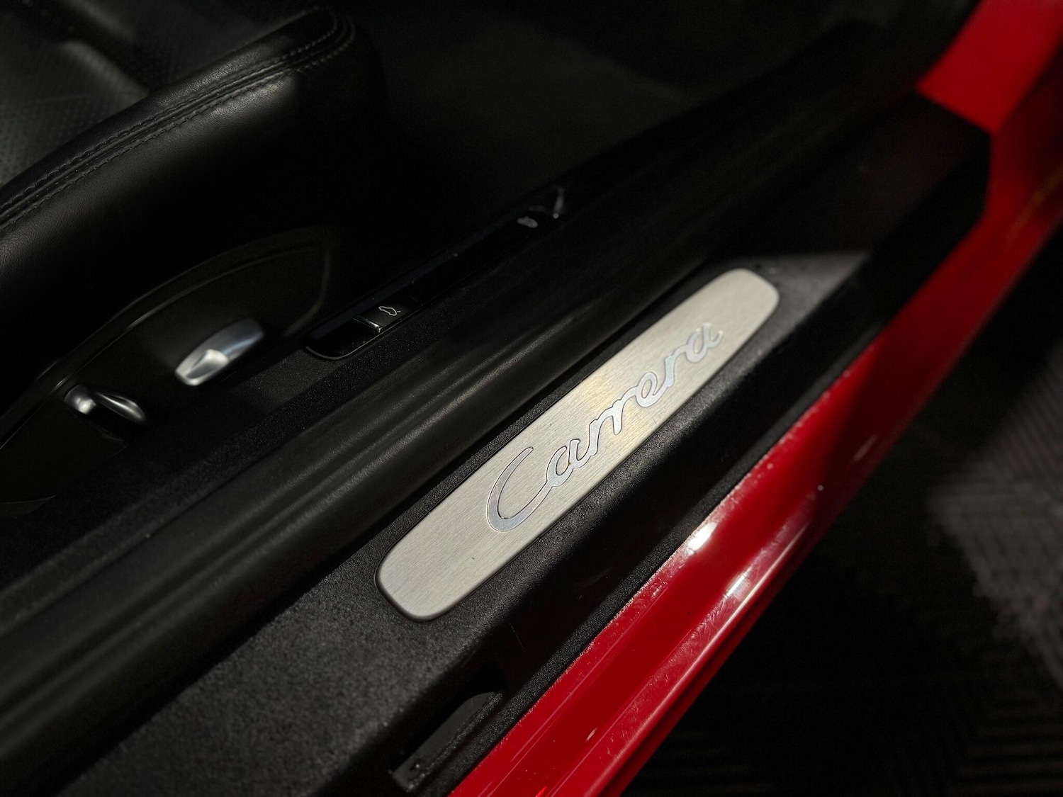 Used Porsche 911 for sale - 77242607: Photo 31