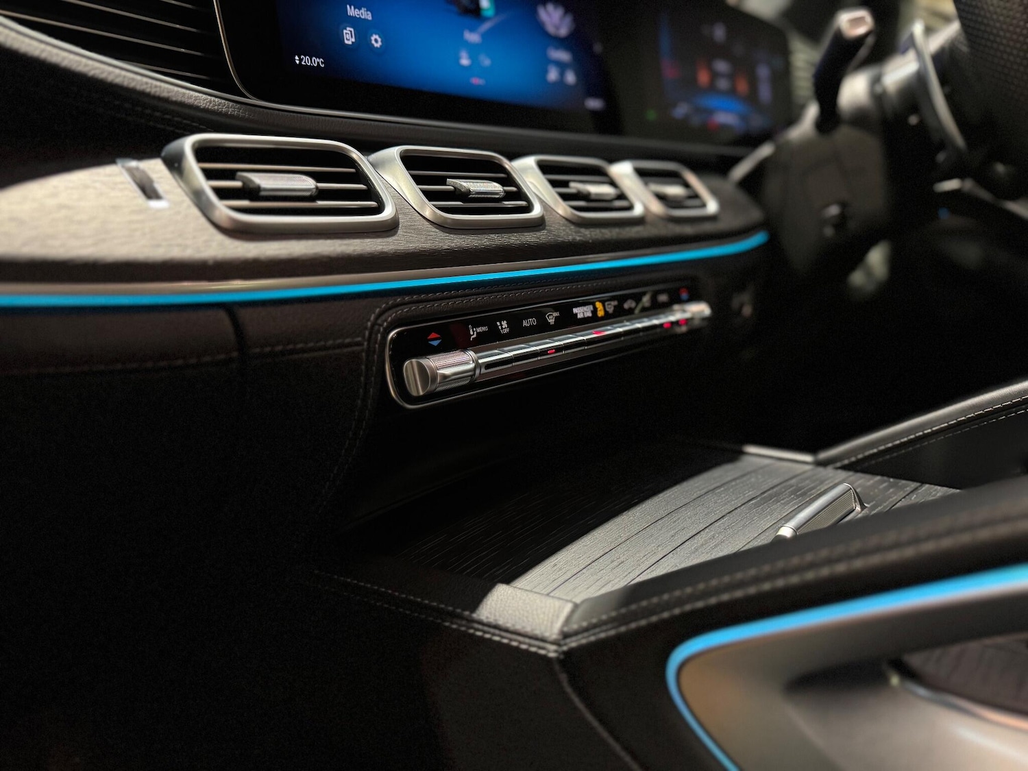 Used Mercedes-Benz GLE for sale - 77242404: Photo 24