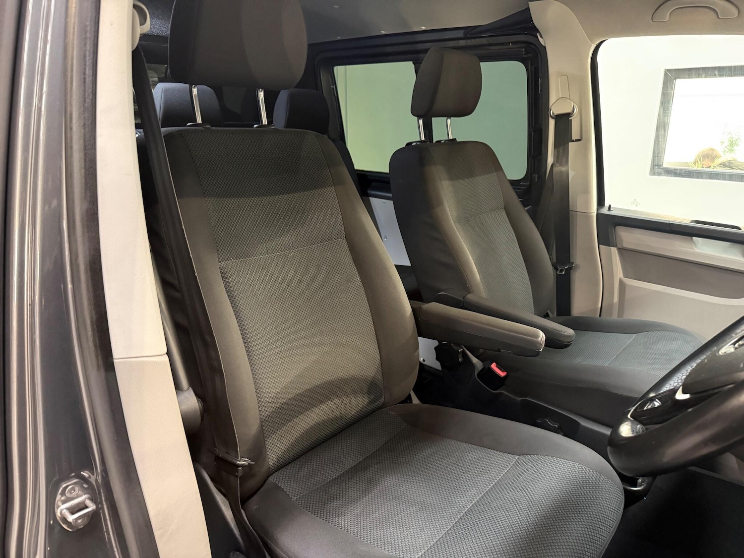 Used Volkswagen Transporter 2019 for sale - 76866147: Photo 18