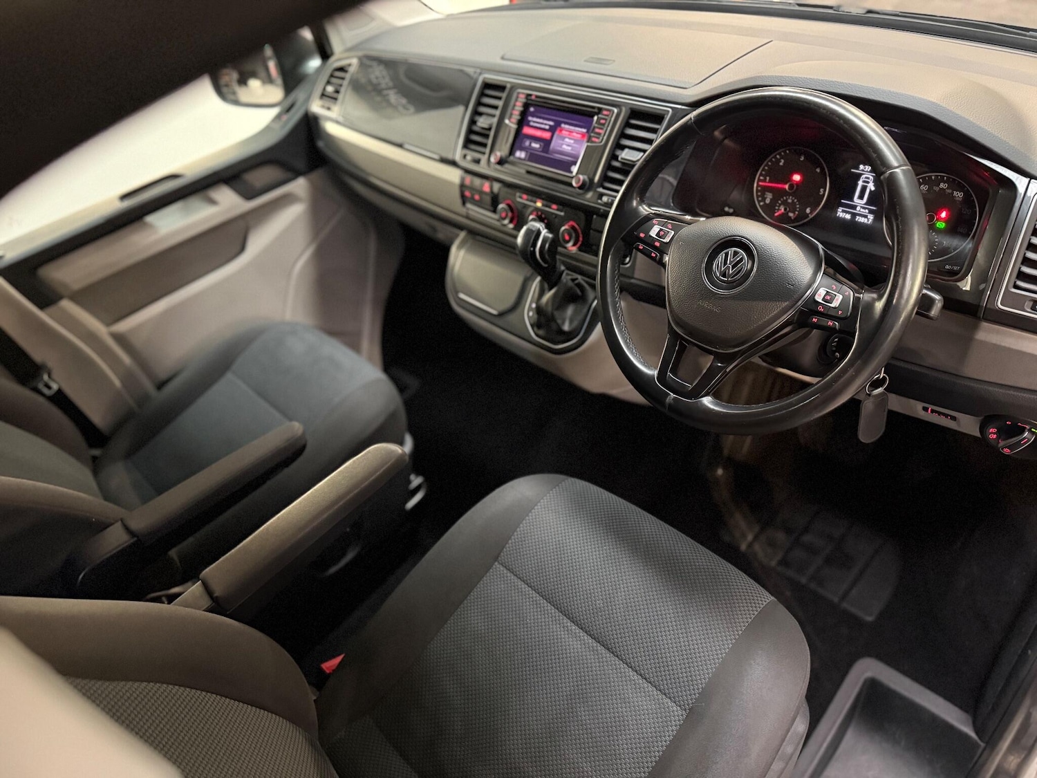 Used Volkswagen Transporter 2019 for sale - 76866147: Photo 19