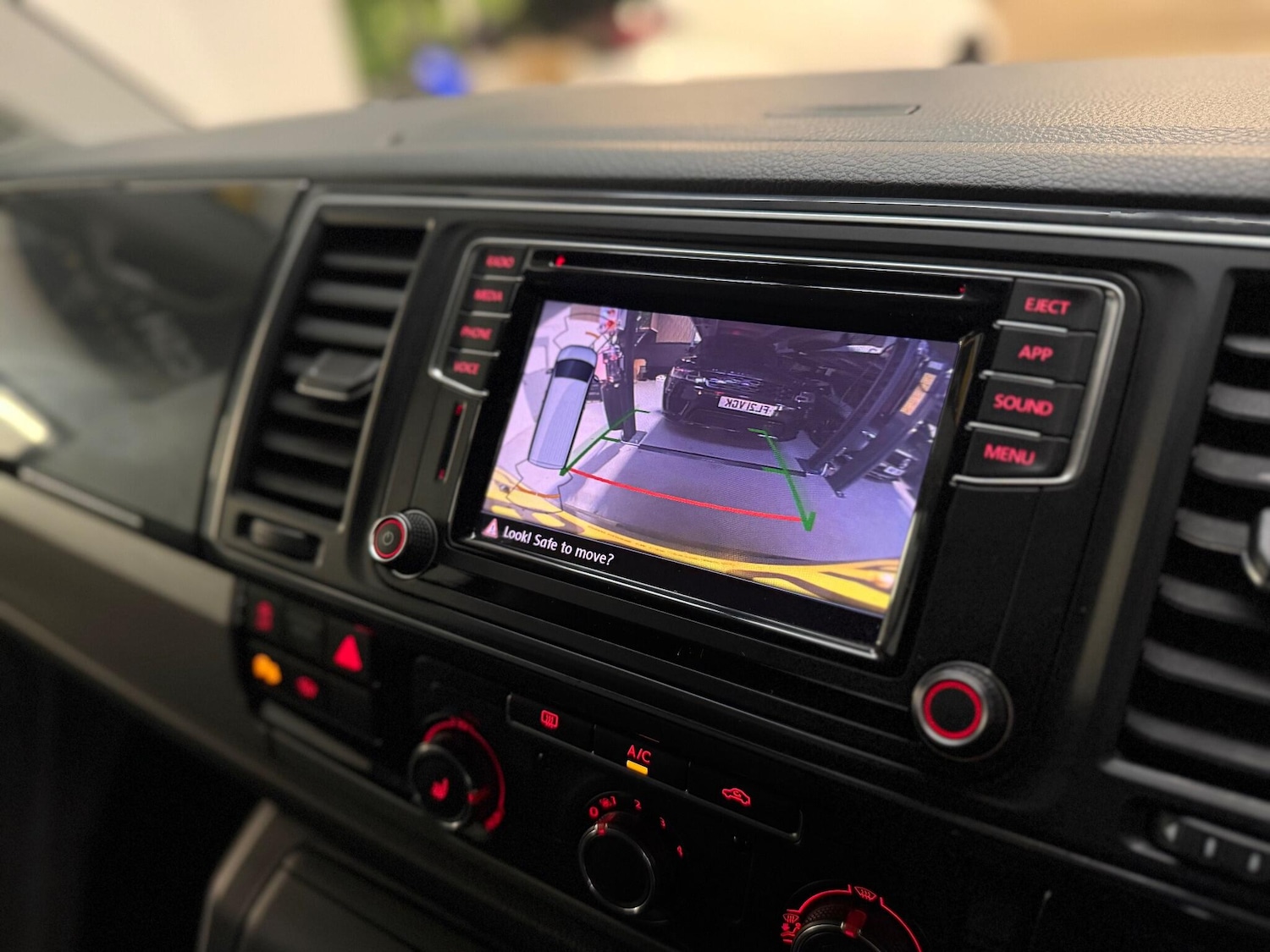 Used Volkswagen Transporter 2019 for sale - 76866147: Photo 27