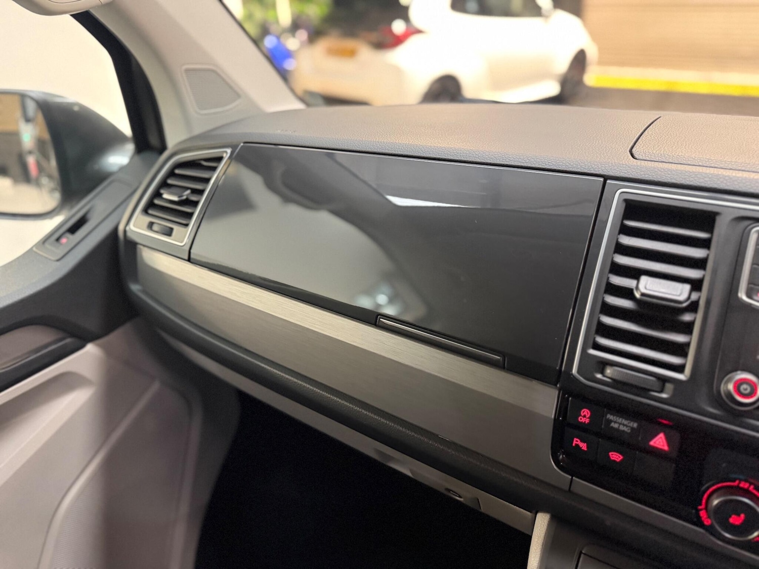 Used Volkswagen Transporter 2019 for sale - 76866147: Photo 33