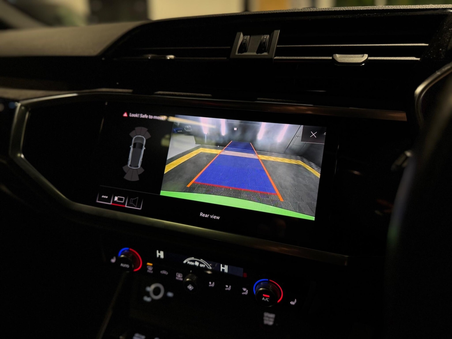 Used Audi RS Q3 2020 for sale - 77525104: Photo 29