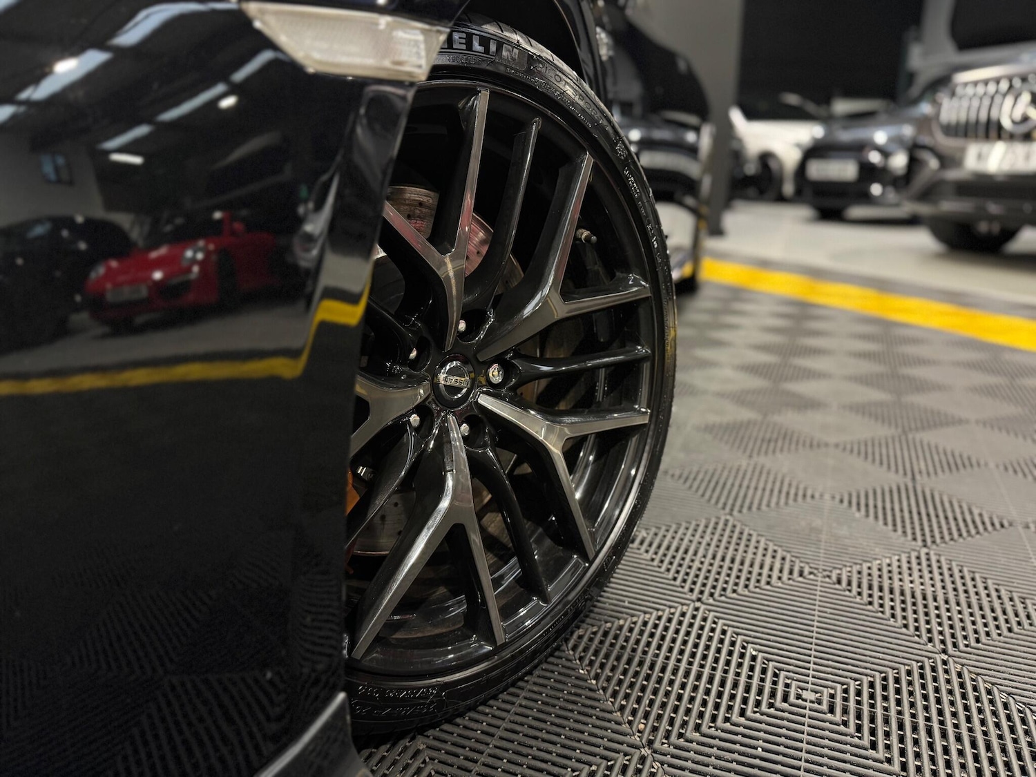 Used Nissan GT-R for sale - 77279882: Photo 2