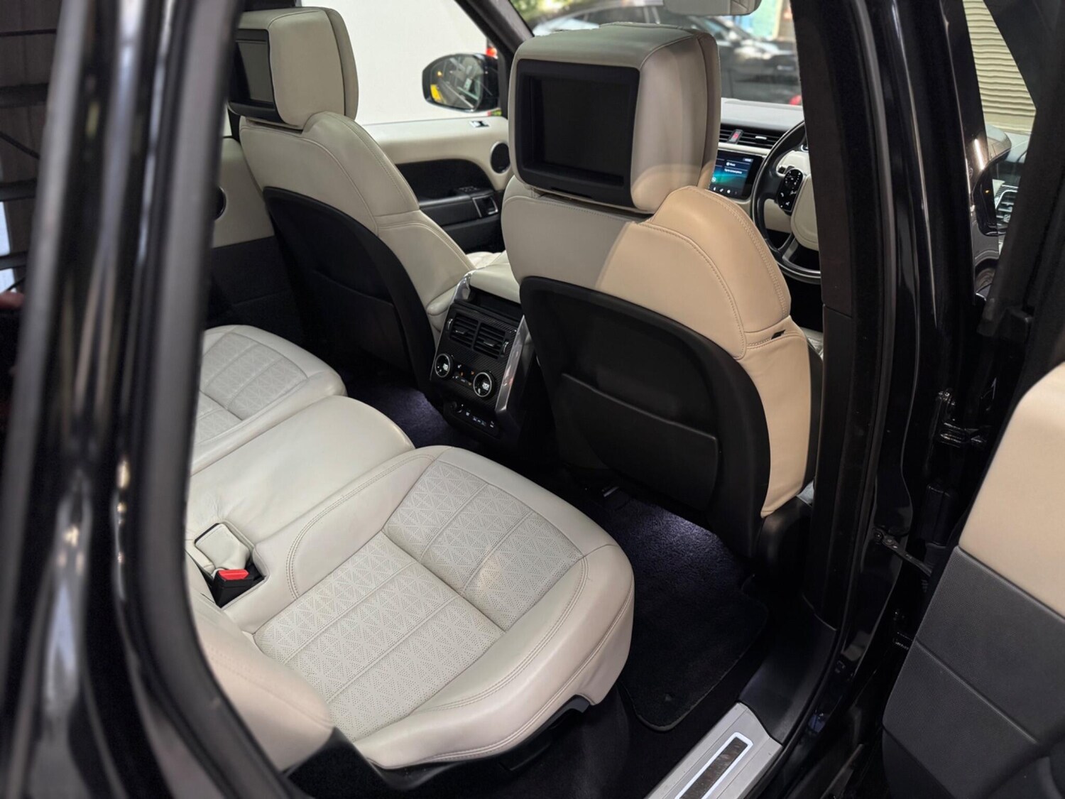 Used Land Rover Range Rover Sport for sale - 76659370: Photo 24