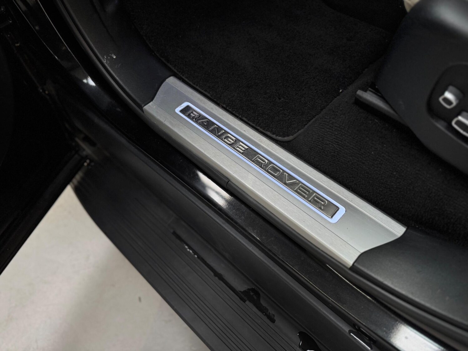 Used Land Rover Range Rover Sport for sale - 76659370: Photo 41