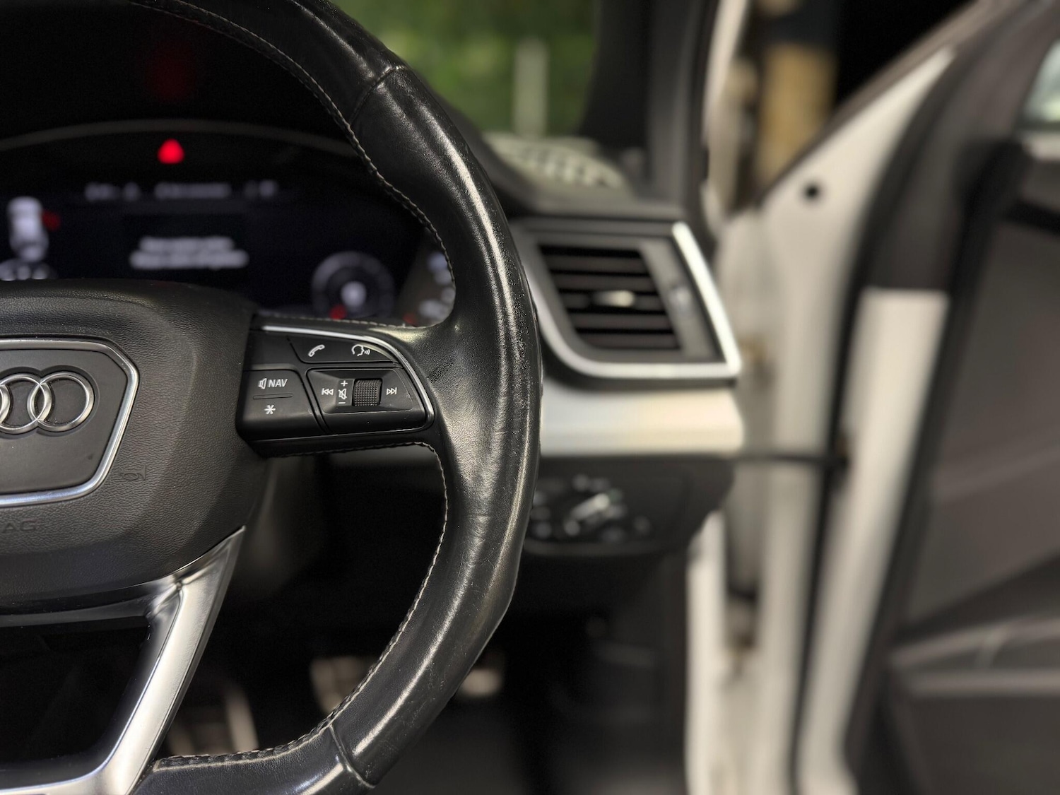 Used Audi Q5 2018 for sale - 77040275: Photo 21