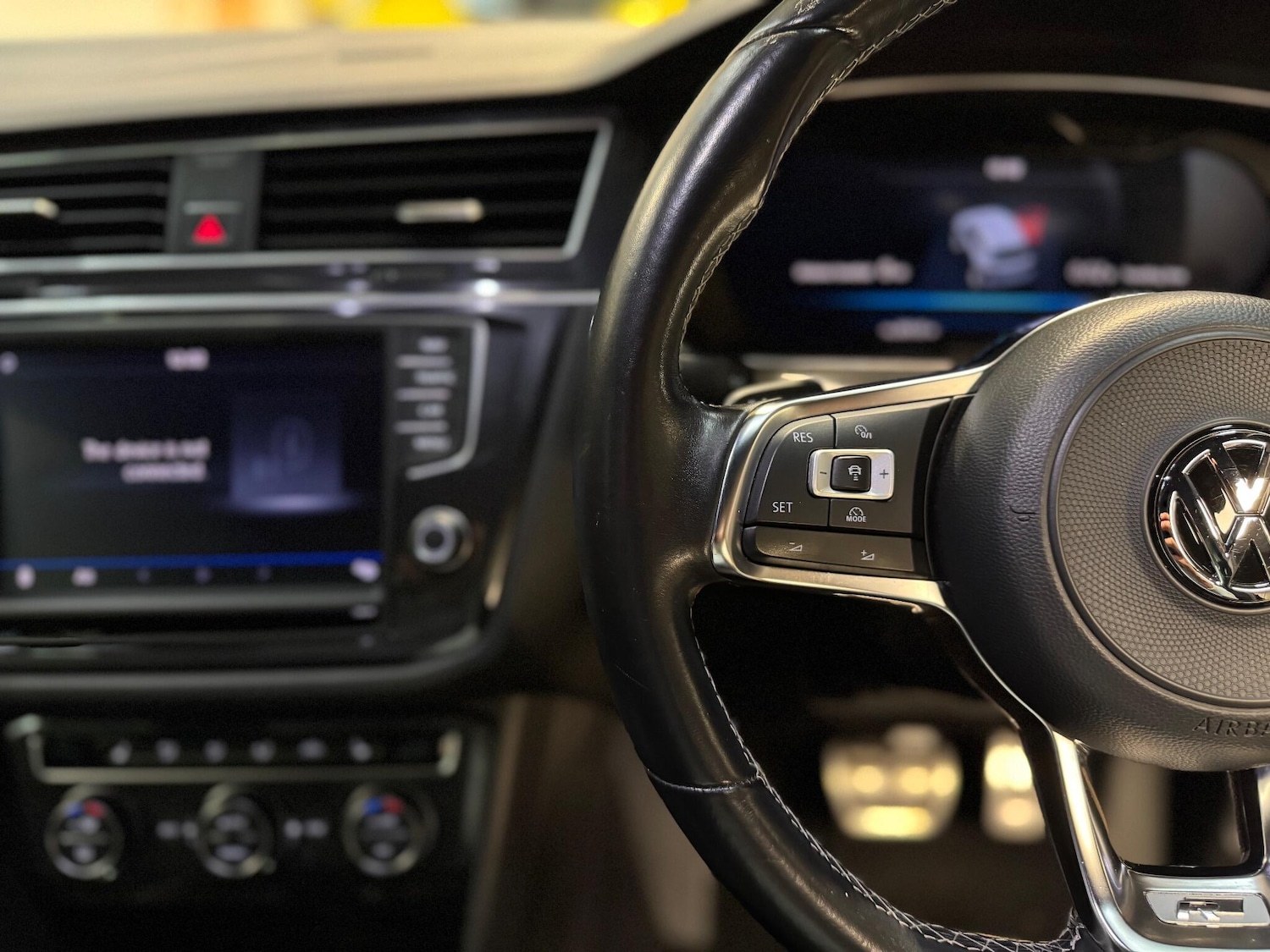 Used Volkswagen Tiguan 2017 for sale - 76965601: Photo 22