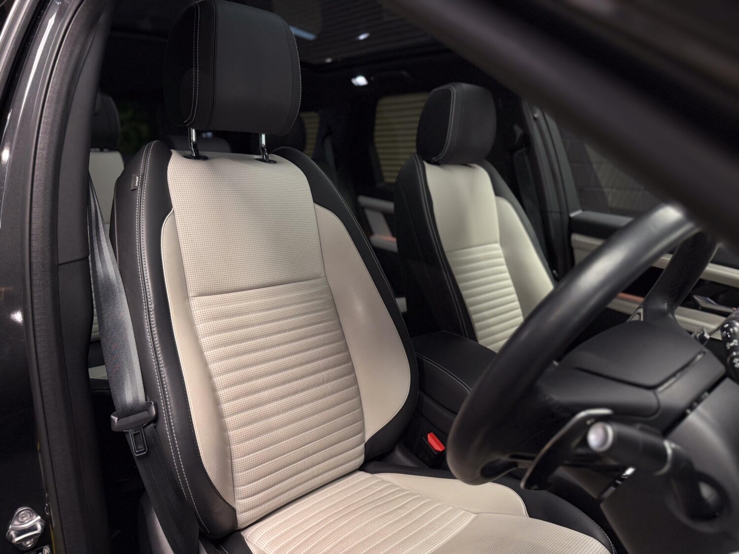 Used Land Rover Discovery Sport for sale - 77784546: Photo 23