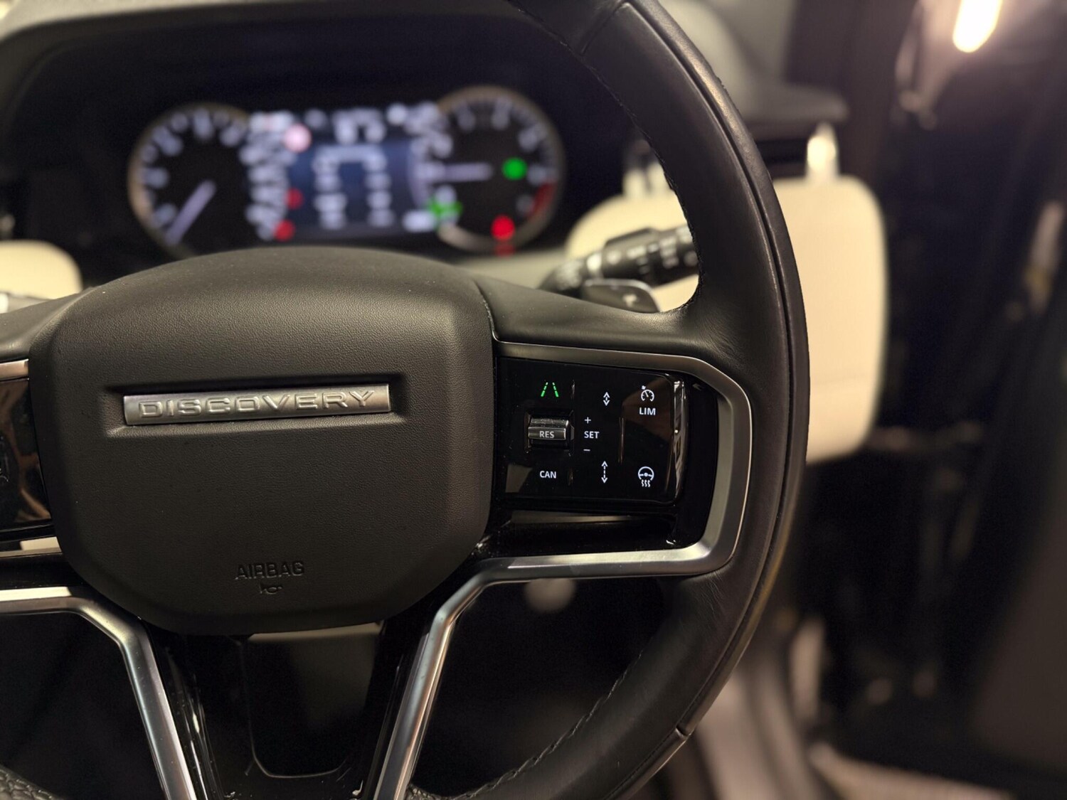 Used Land Rover Discovery Sport for sale - 77784546: Photo 32