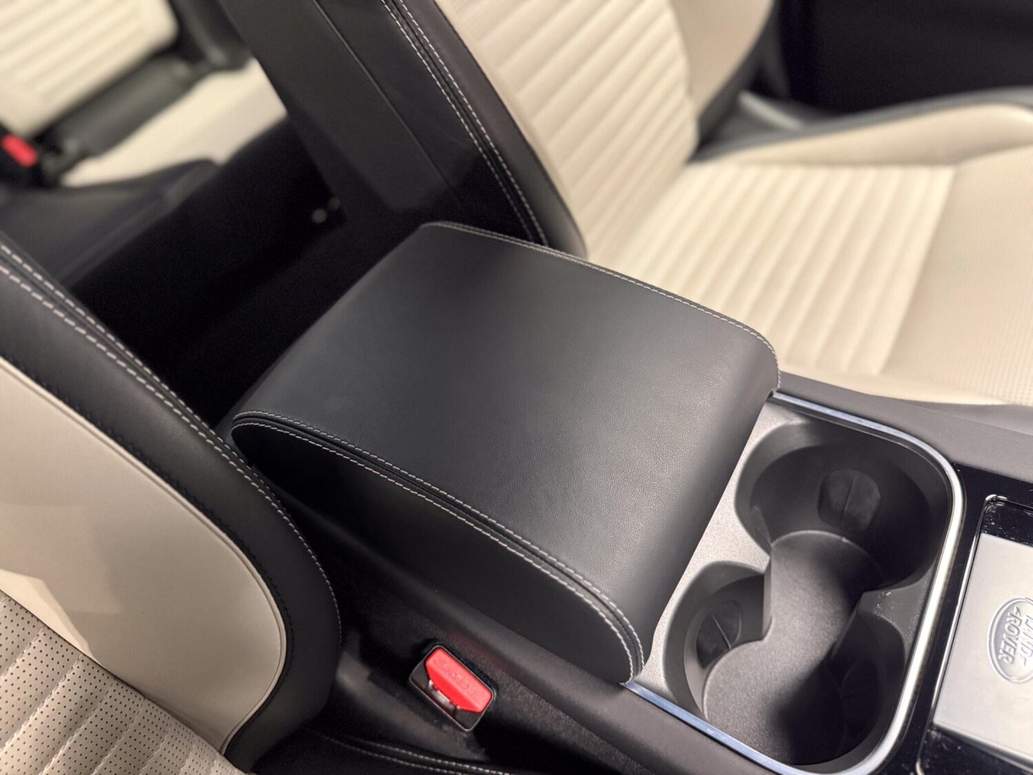 Used Land Rover Discovery Sport for sale - 77784546: Photo 38