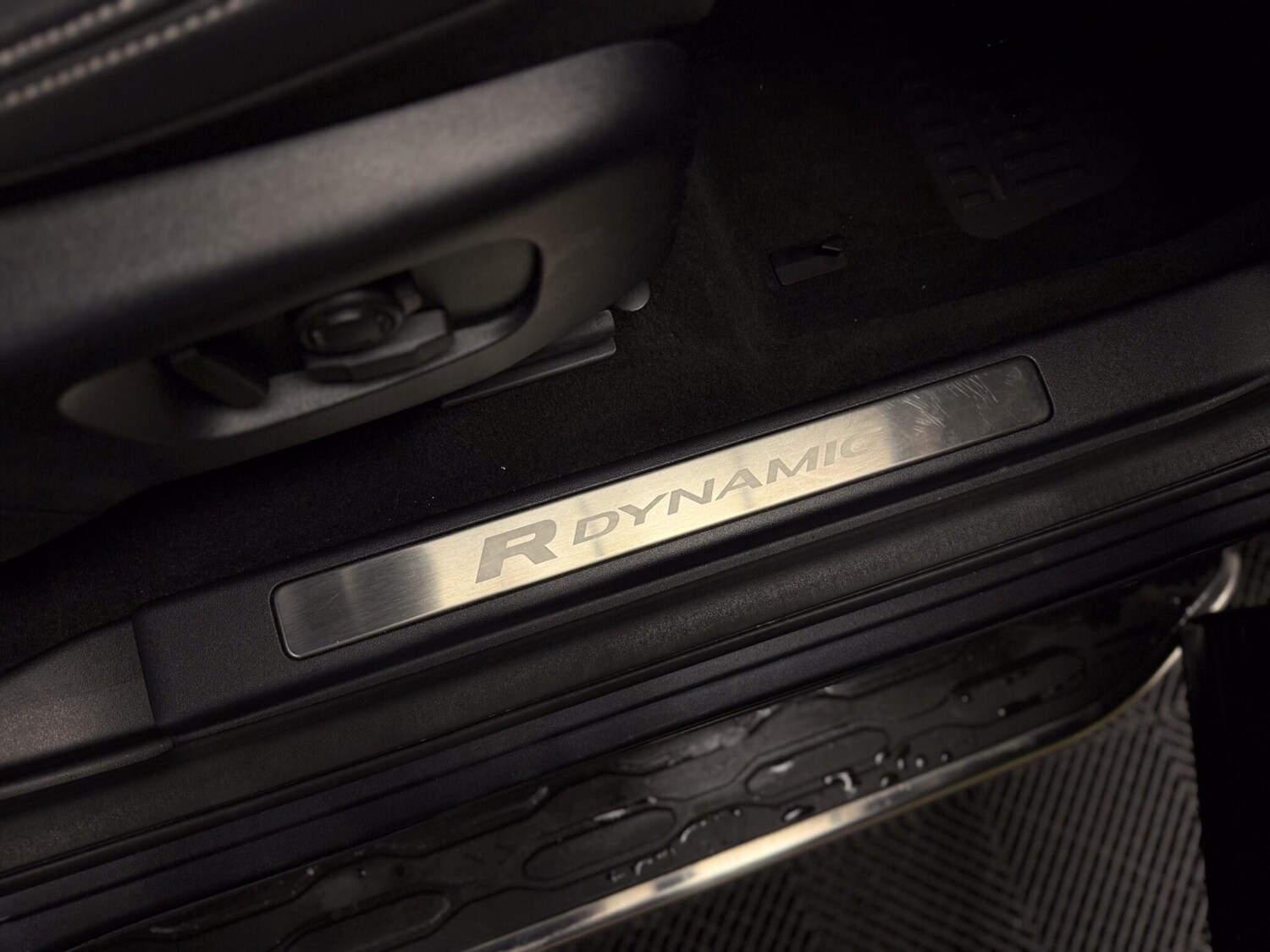 Used Land Rover Discovery Sport for sale - 77784546: Photo 43