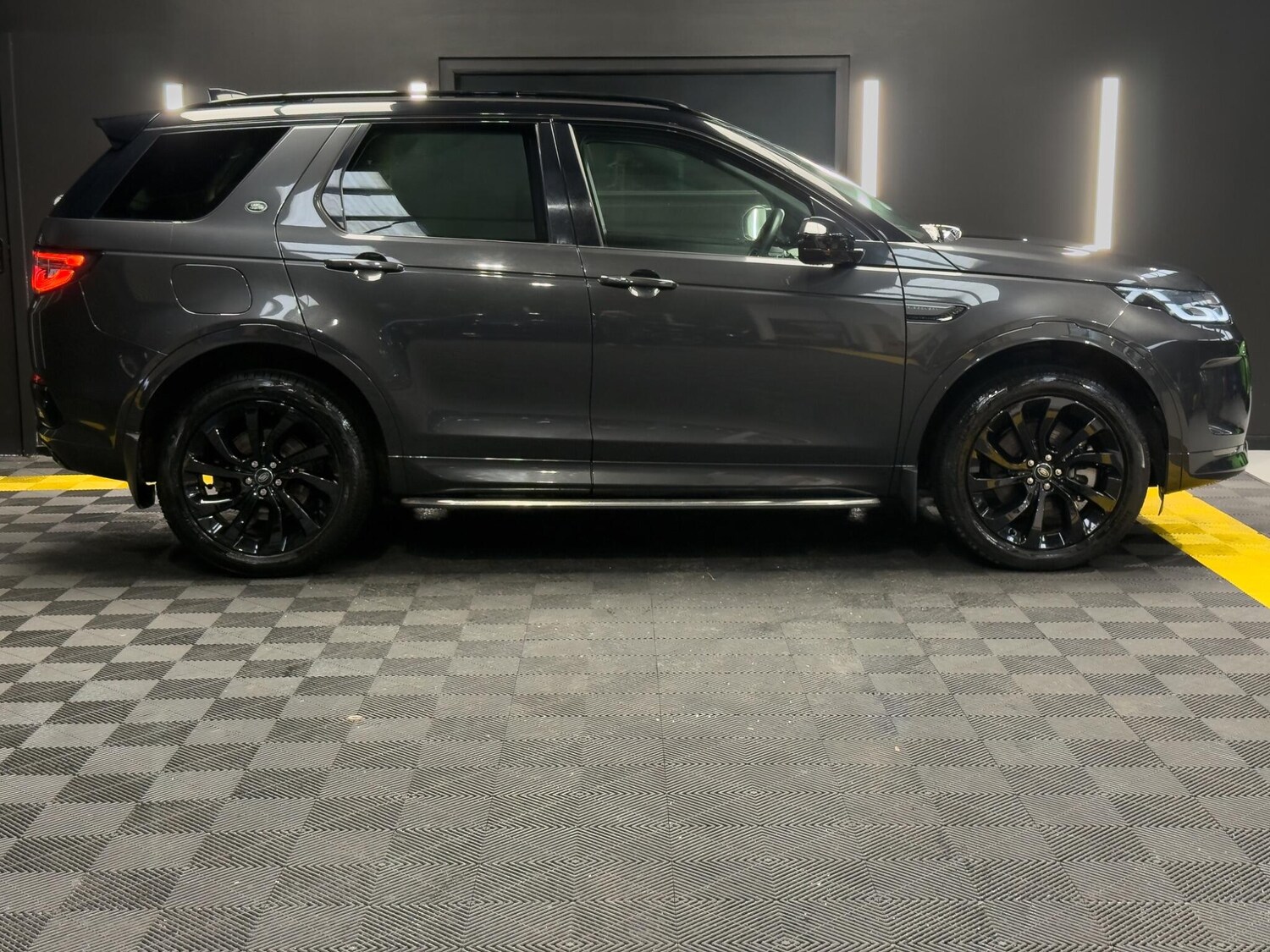 Used Land Rover Discovery Sport for sale - 77784546: Photo 6