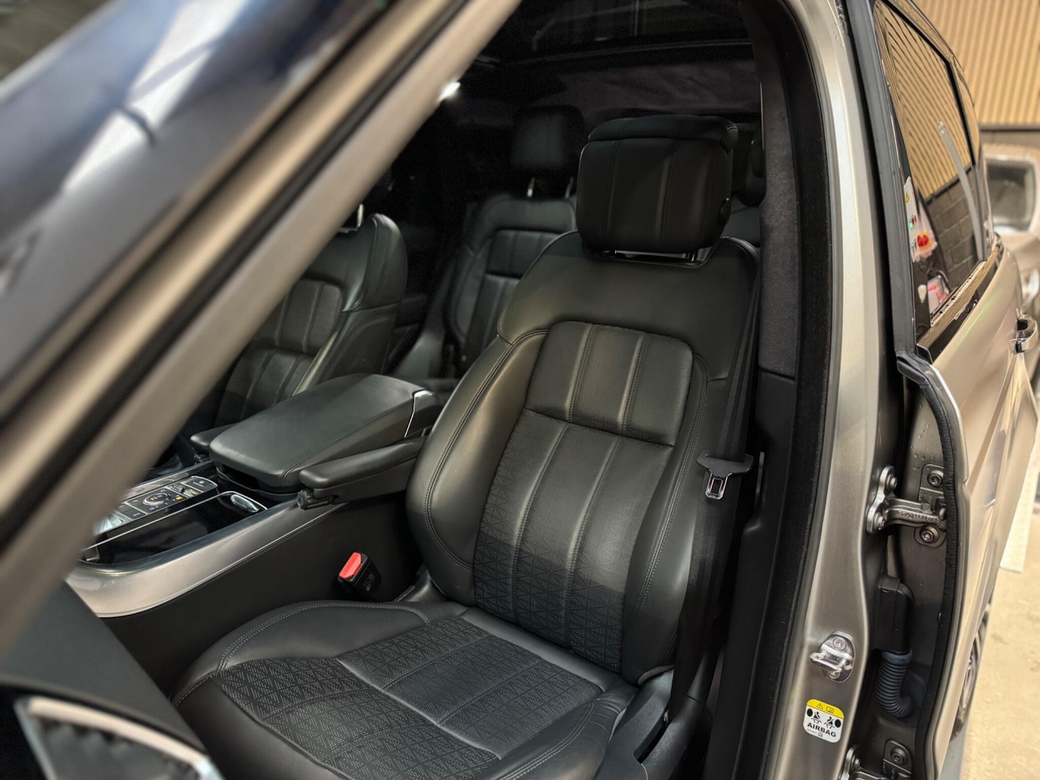 Used Land Rover Range Rover Sport 2019 for sale - 76849829: Photo 18