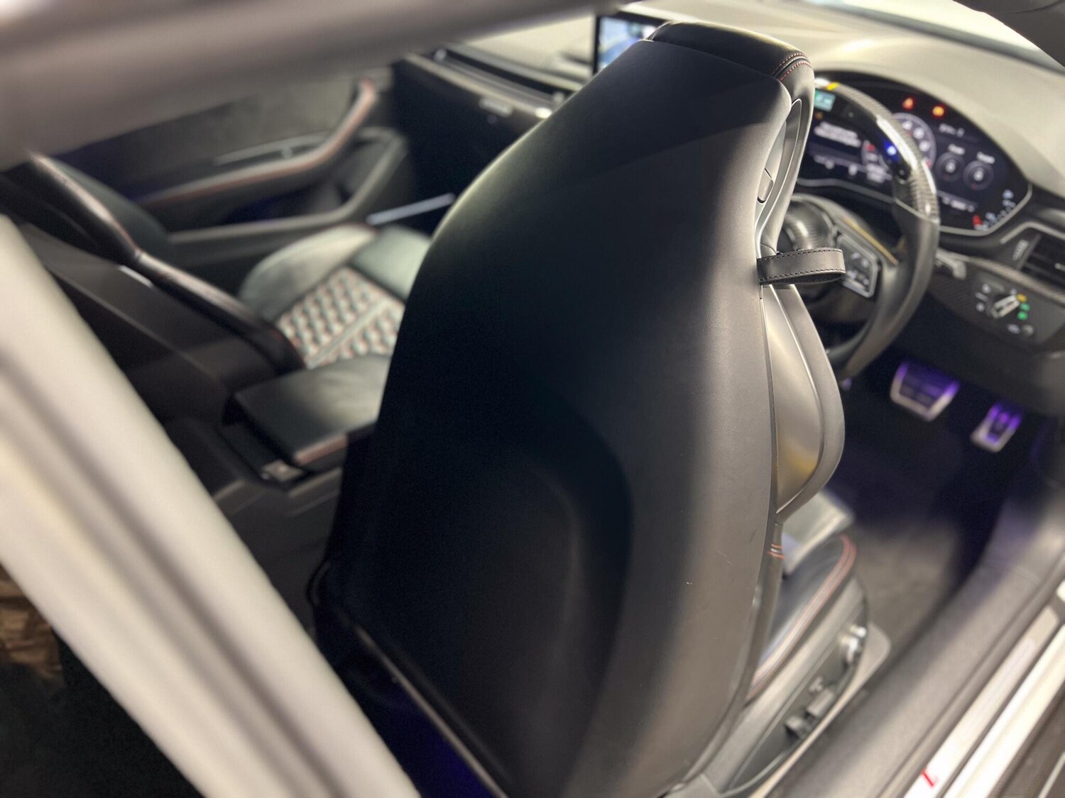 Used Audi RS5 2018 for sale - 77330368: Photo 32