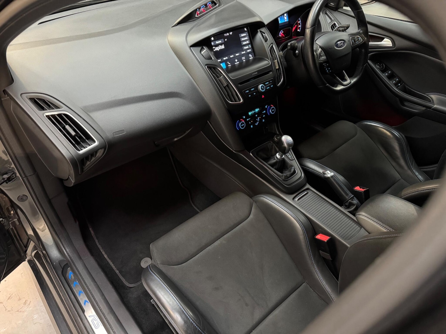 Used Ford Focus for sale - 76849855: Photo 20