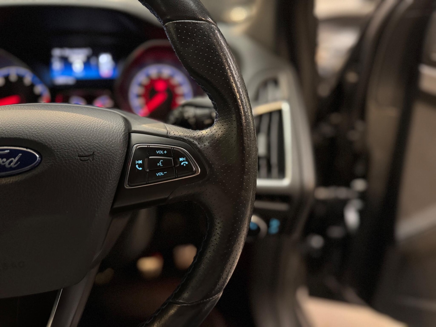 Used Ford Focus for sale - 76849855: Photo 28