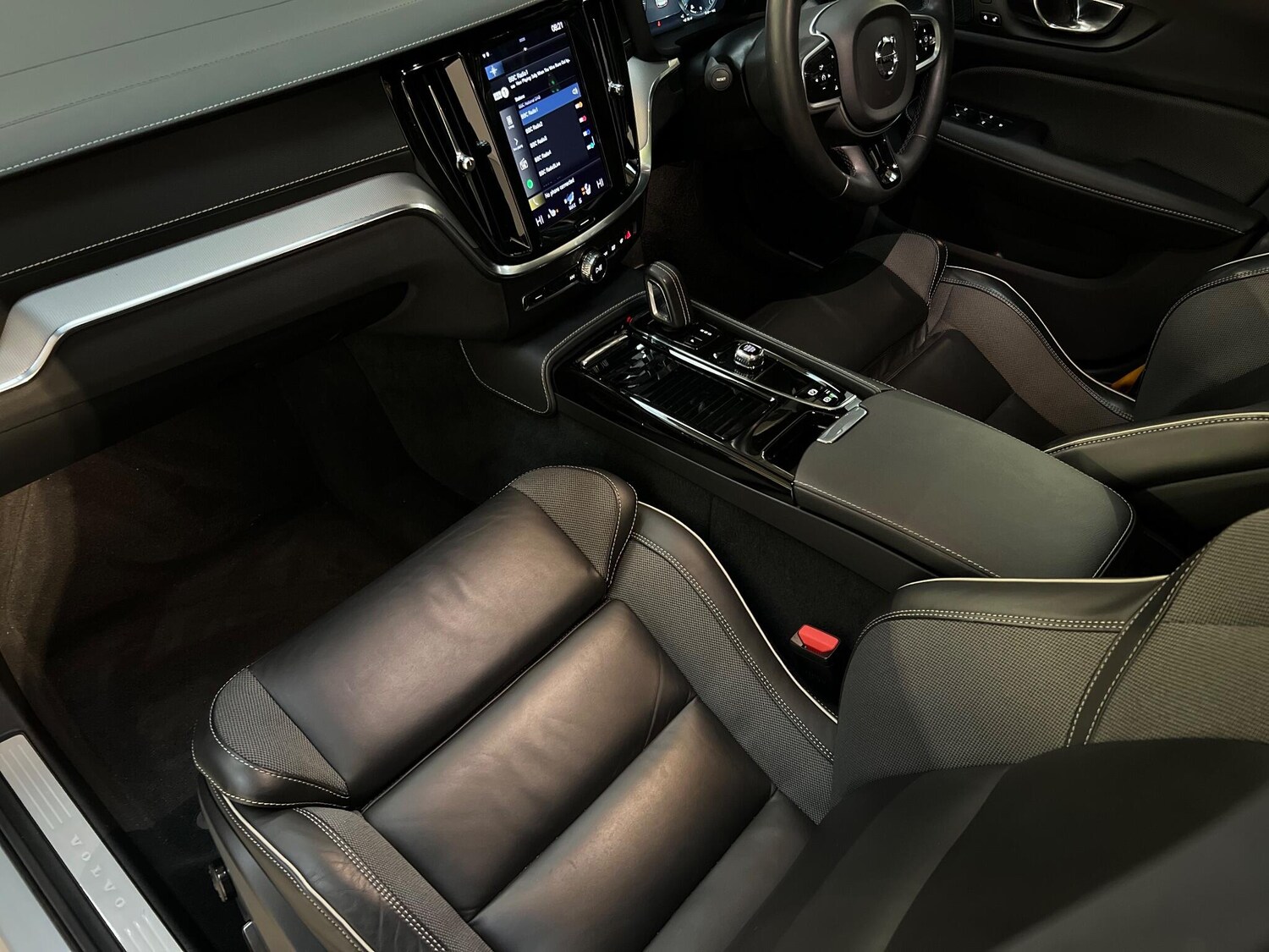 Used Volvo V60 for sale - 76658645: Photo 22