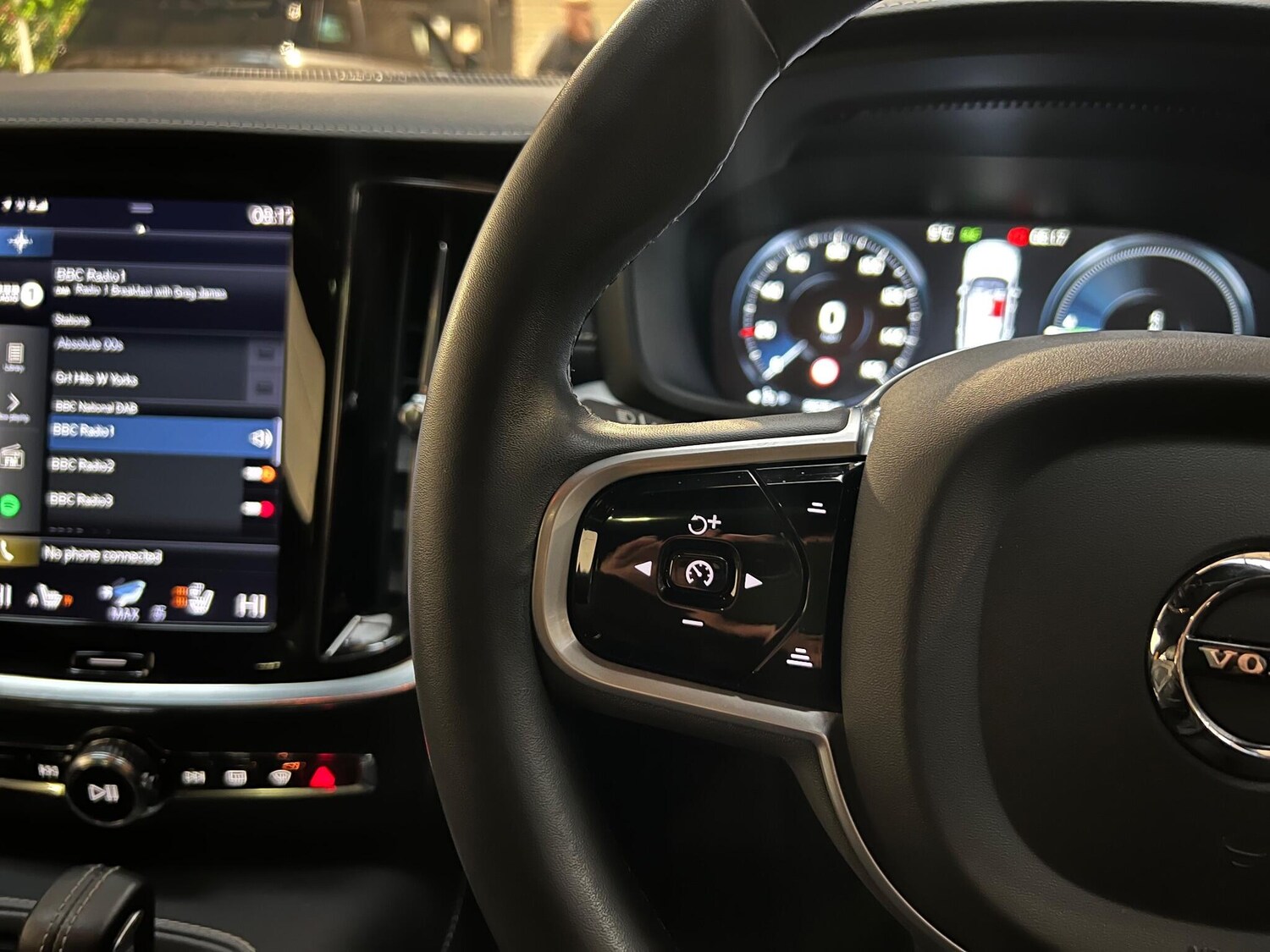 Used Volvo V60 for sale - 76658645: Photo 29