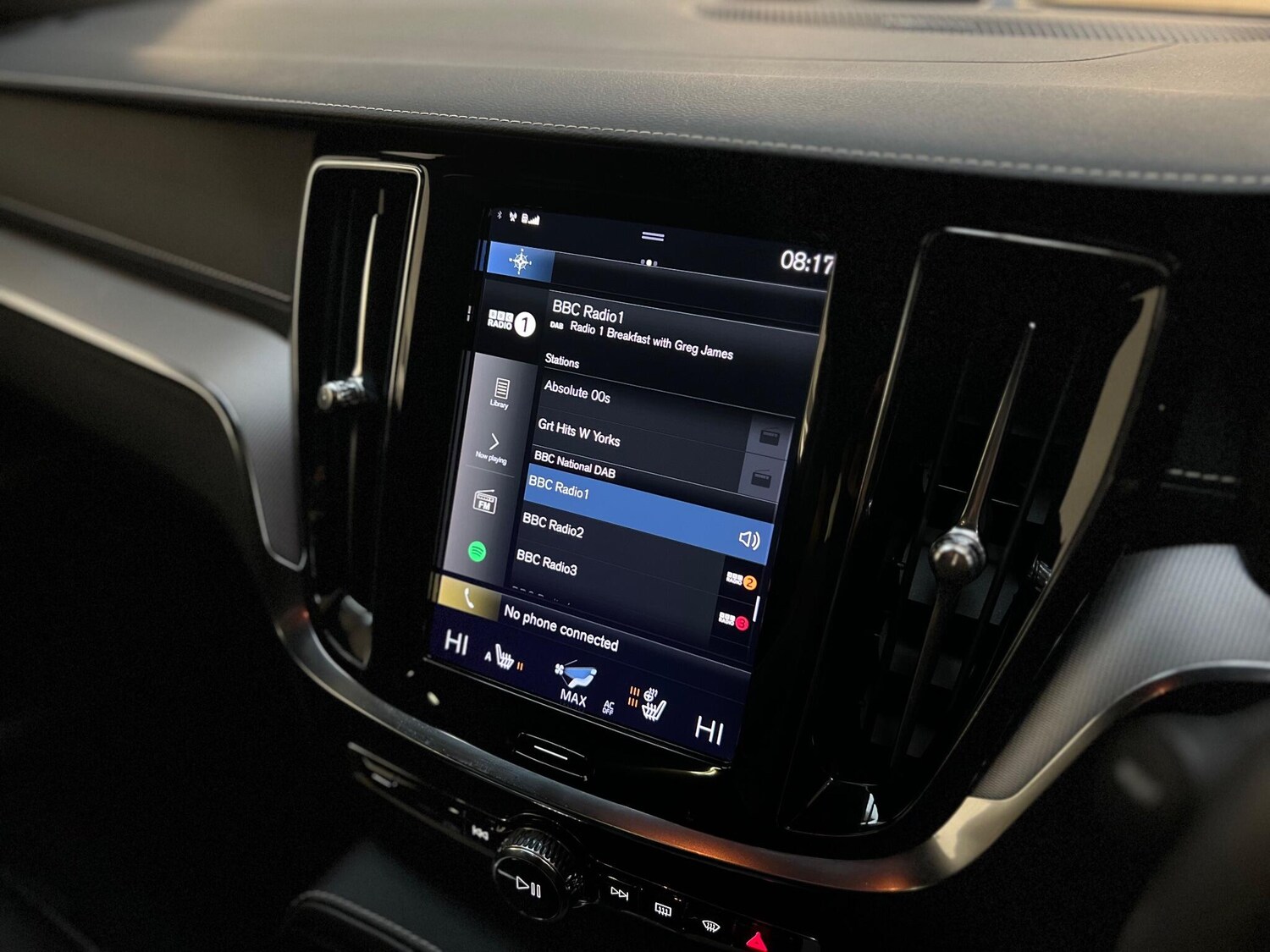 Used Volvo V60 for sale - 76658645: Photo 32