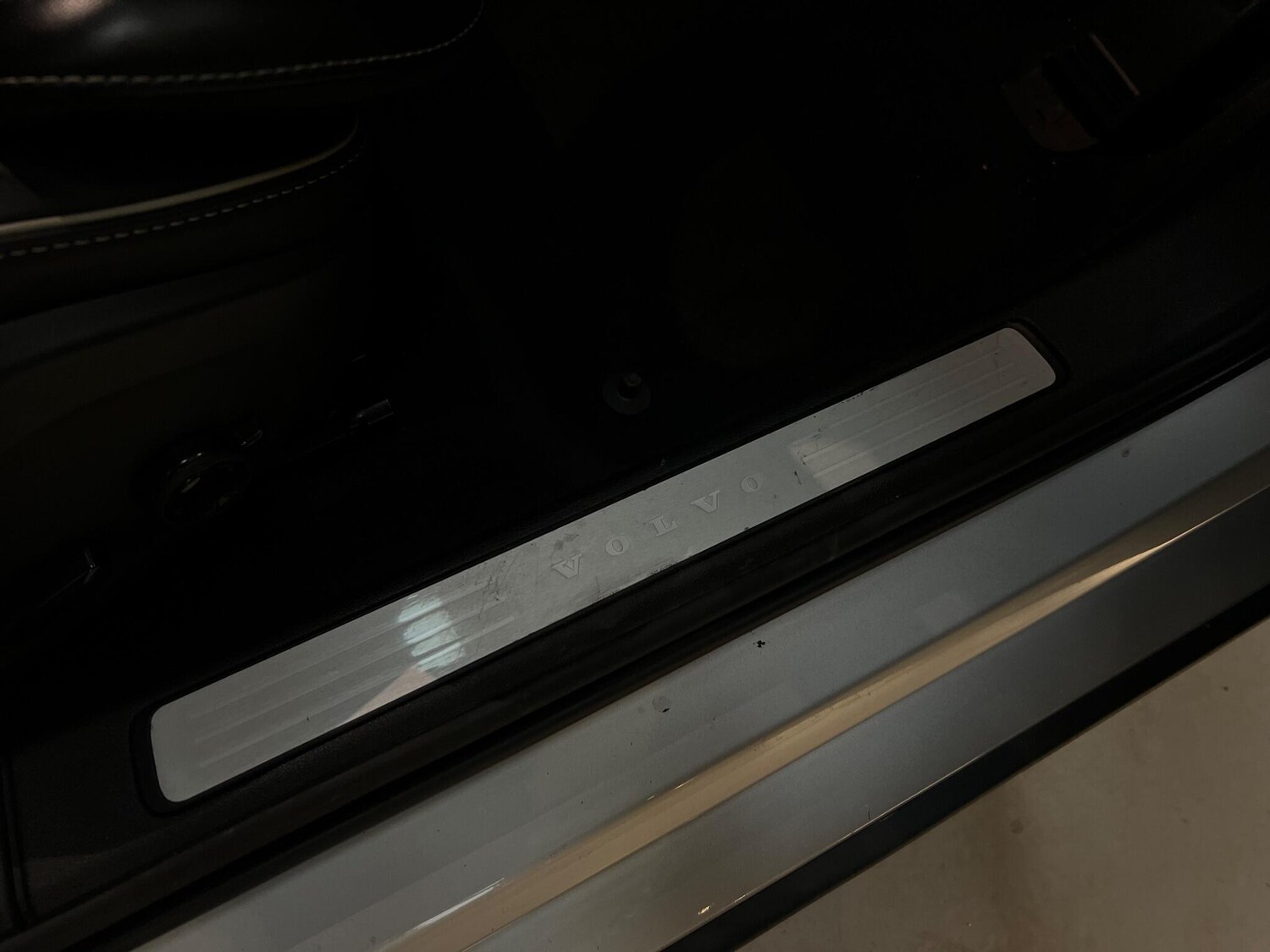 Used Volvo V60 for sale - 76658645: Photo 38