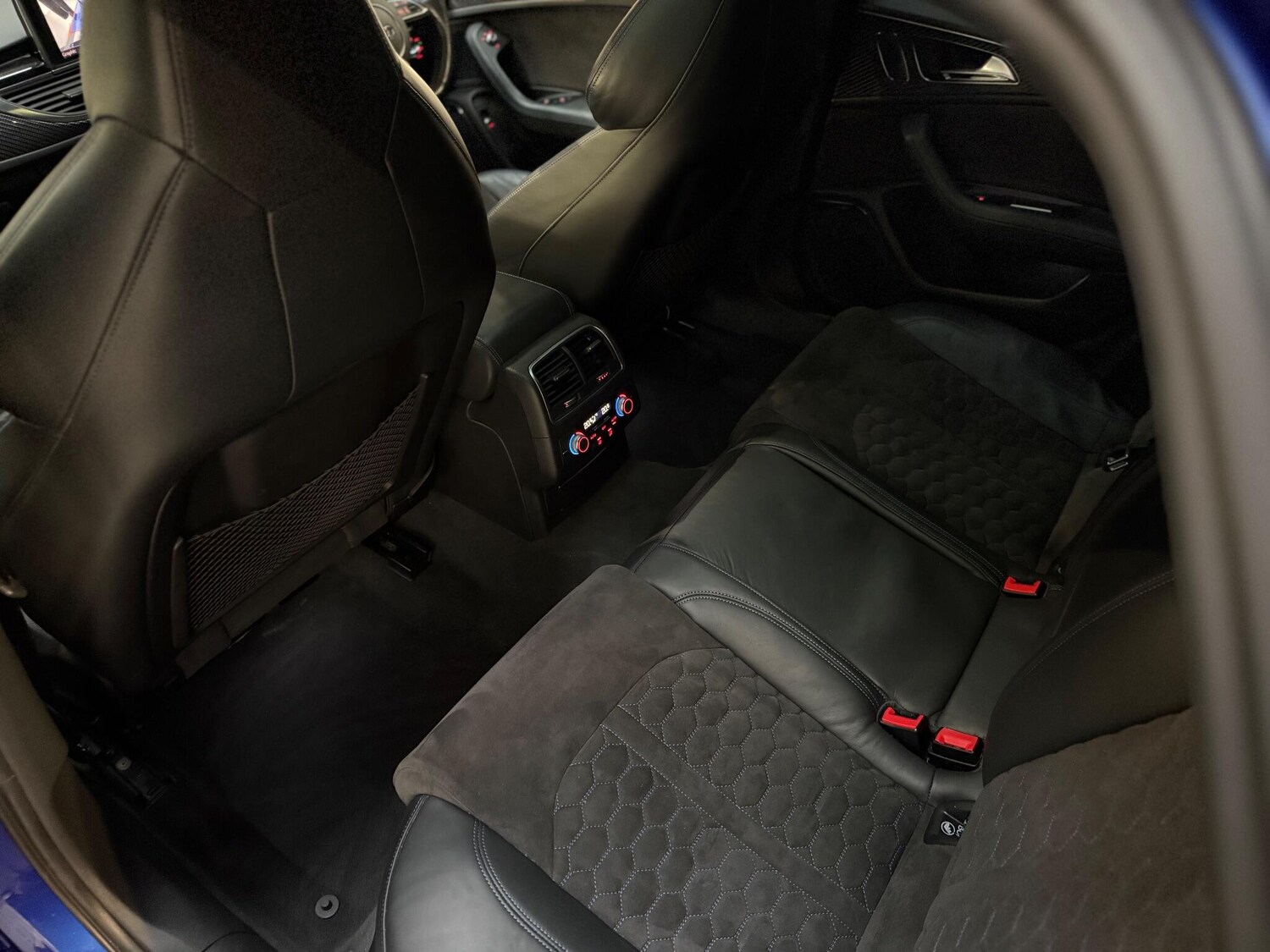 Used Audi RS6 Avant for sale - 76658508: Photo 27