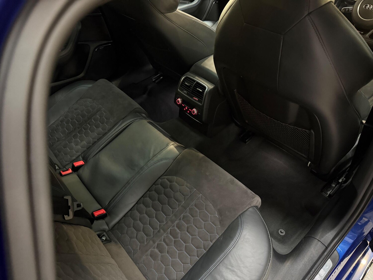 Used Audi RS6 Avant for sale - 76658508: Photo 29