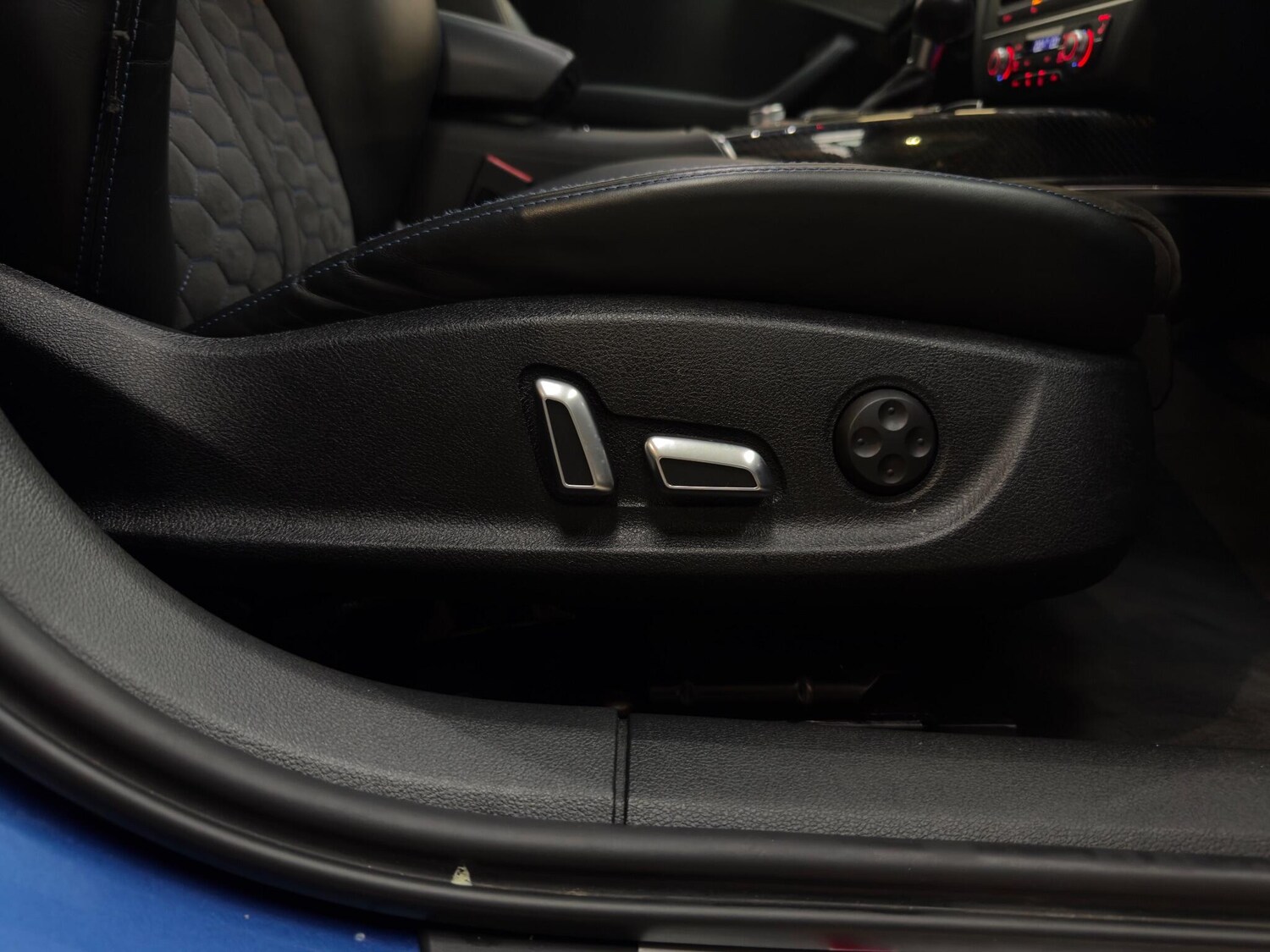 Used Audi RS6 Avant for sale - 76658508: Photo 40