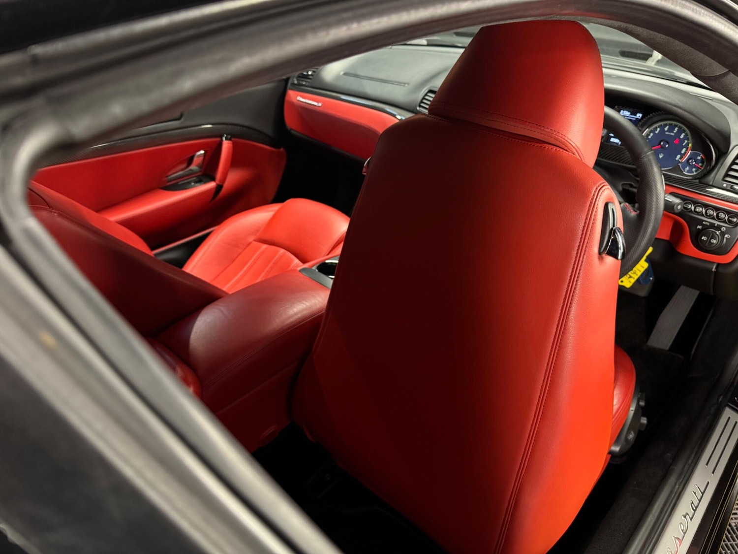 Used Maserati Granturismo 2011 for sale - 77396014: Photo 21