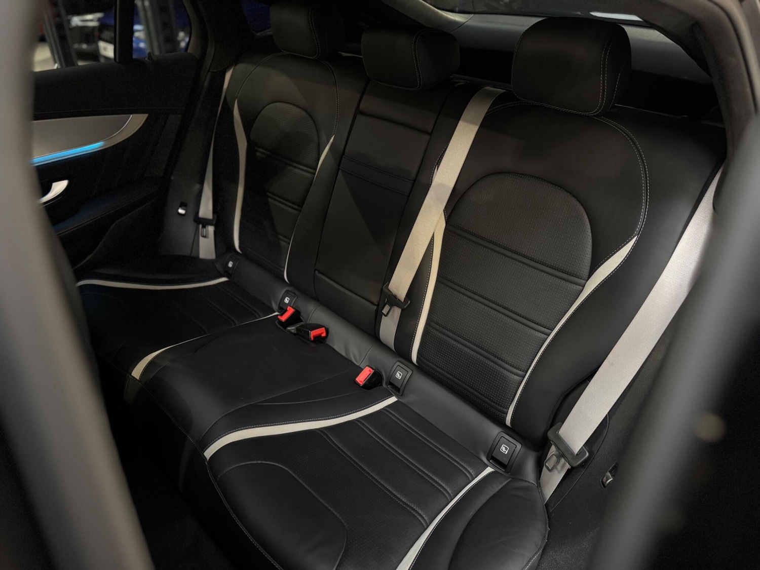 Used Mercedes-Benz GLC 2018 for sale - 76992403: Photo 22