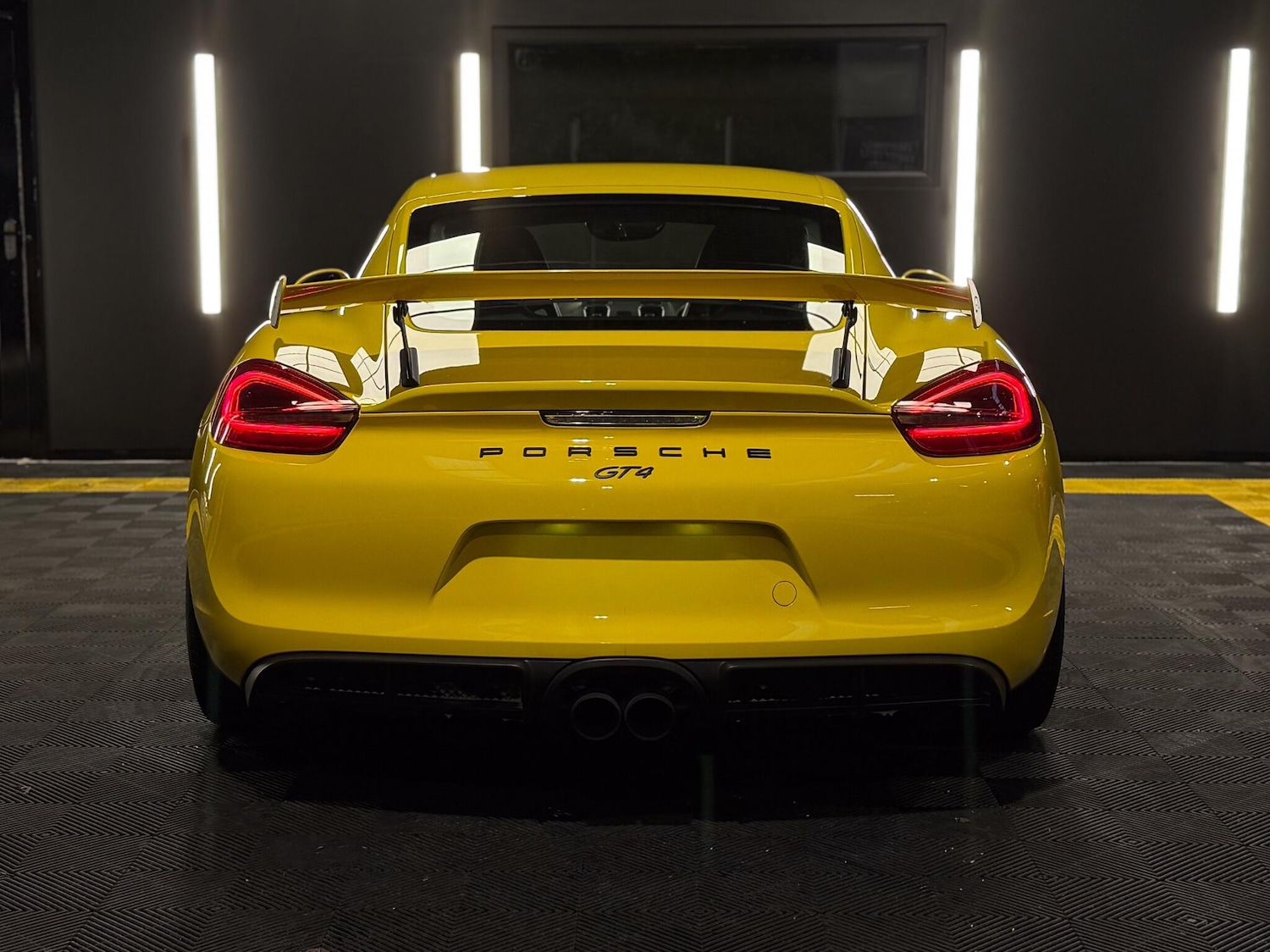 Used Porsche Cayman 2016 for sale - 76926668: Photo 3