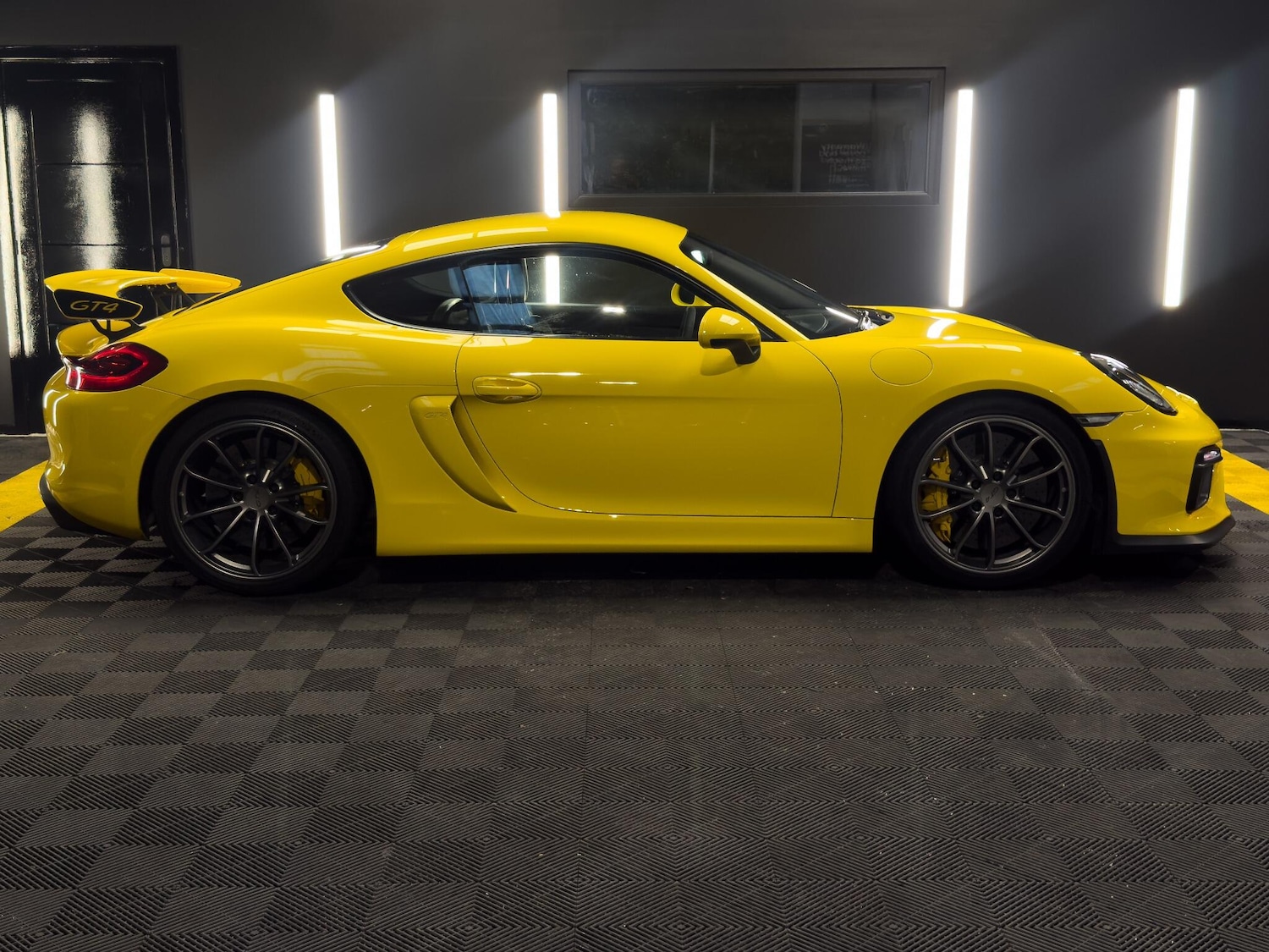 Used Porsche Cayman 2016 for sale - 76926668: Photo 5