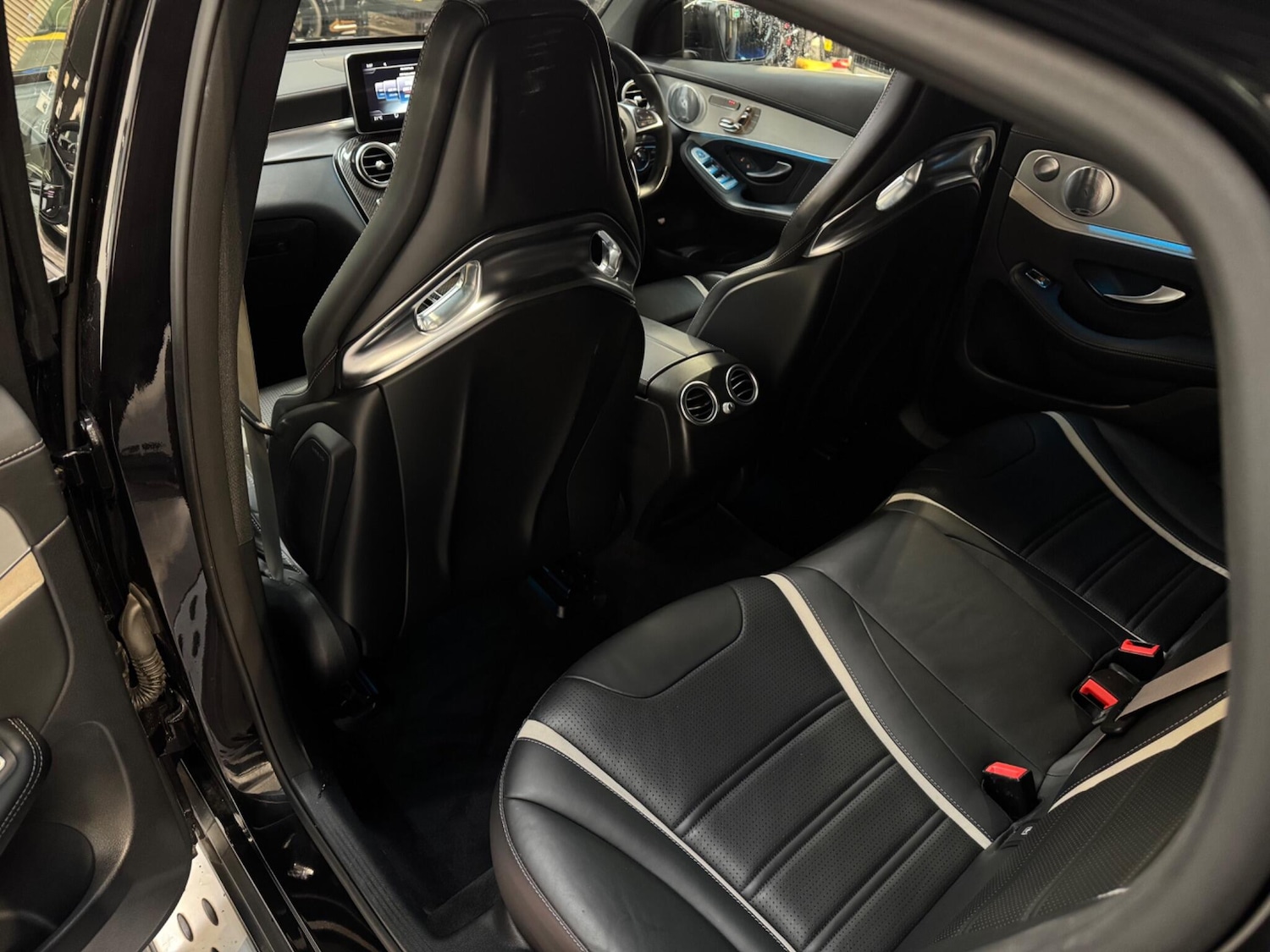 Used Mercedes-Benz GLC 2018 for sale - 77166903: Photo 21